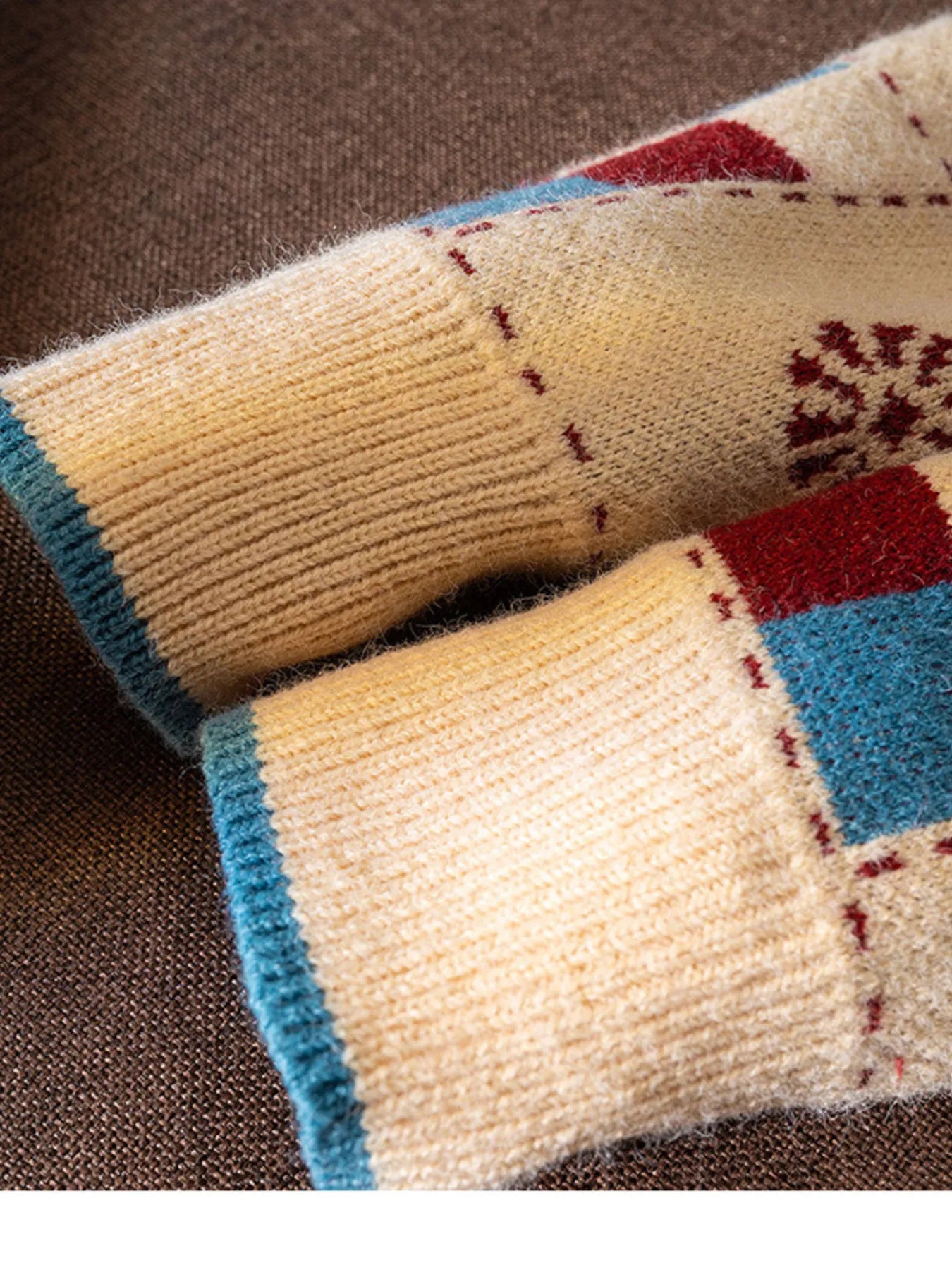 Men's Heart Pattern Checkered Sweater
