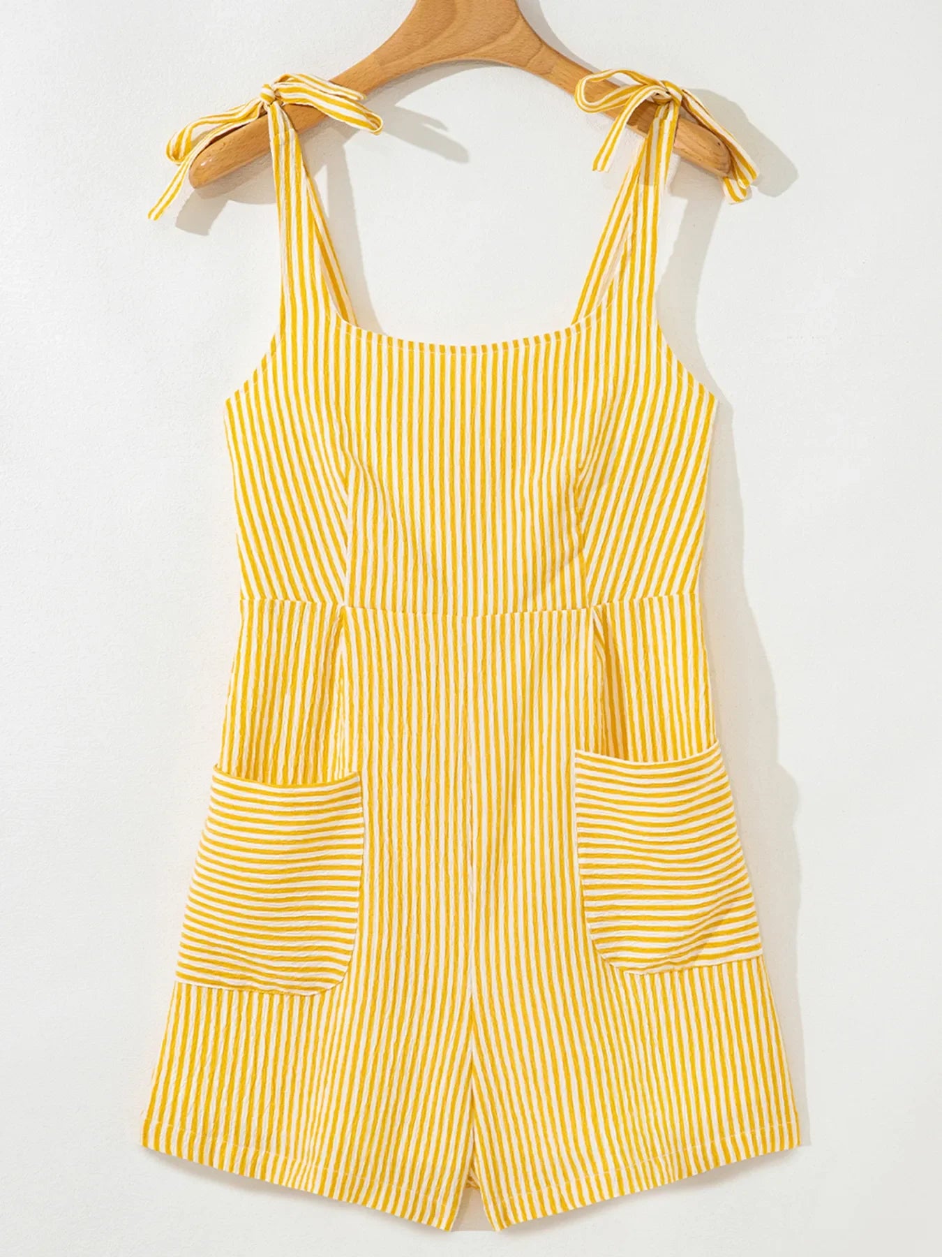 Stripe Shoulder Tie Smocked Back Casual Romper
