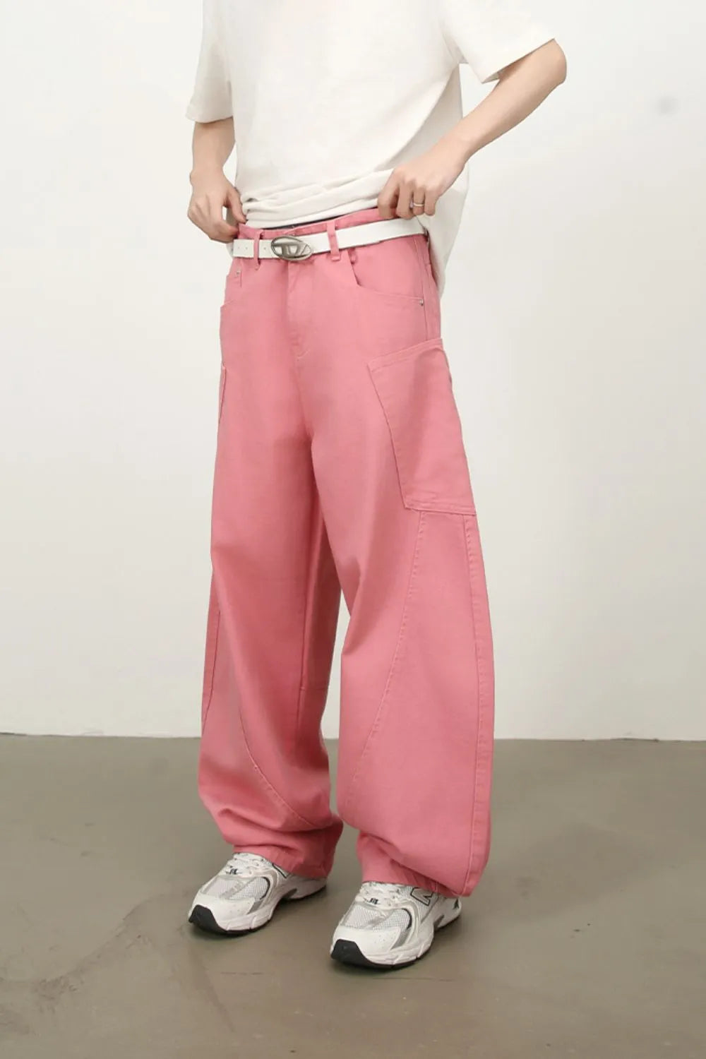 Men's Mid Rise Wide Leg Jeans