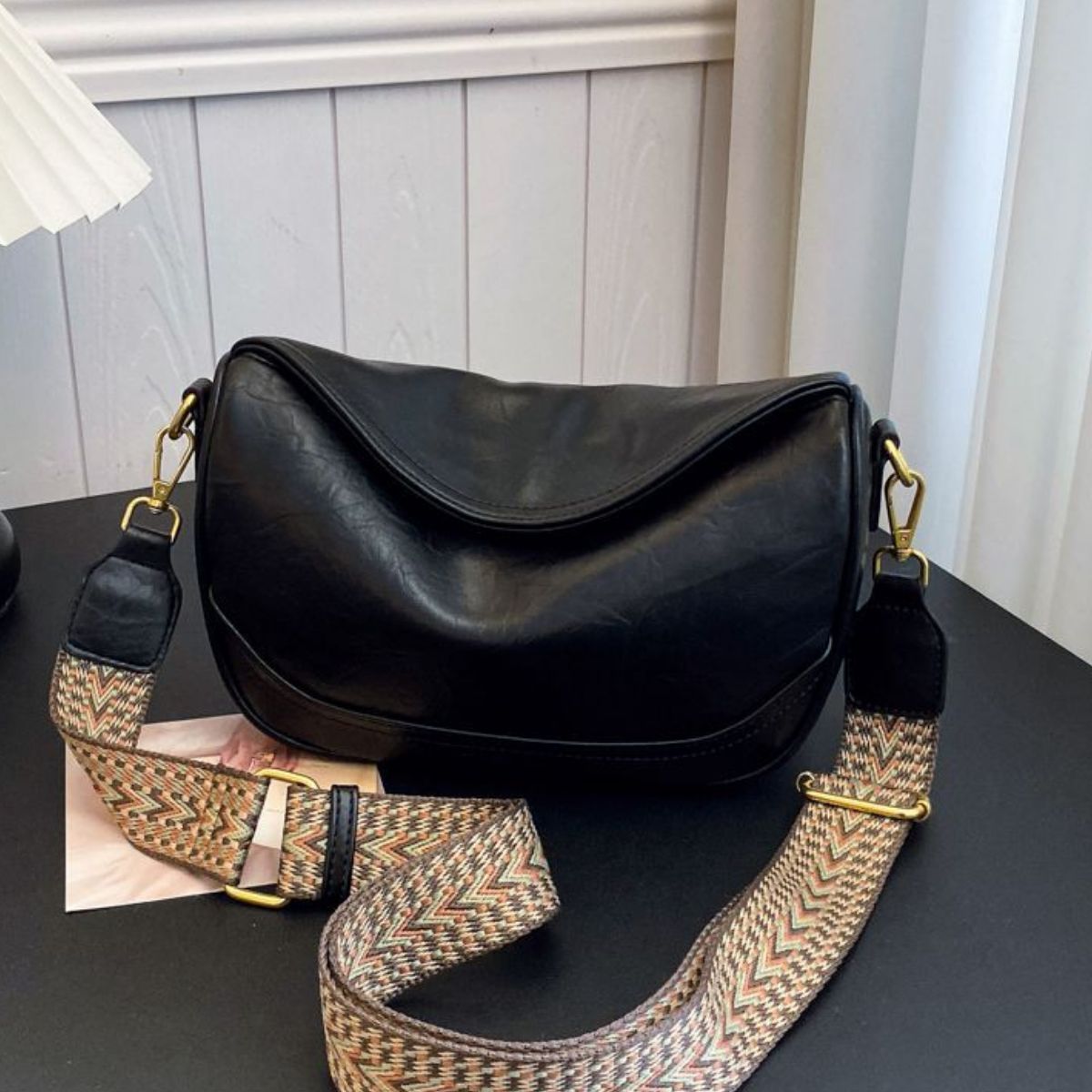 Vintage Style Wide Strap Crossbody Bag