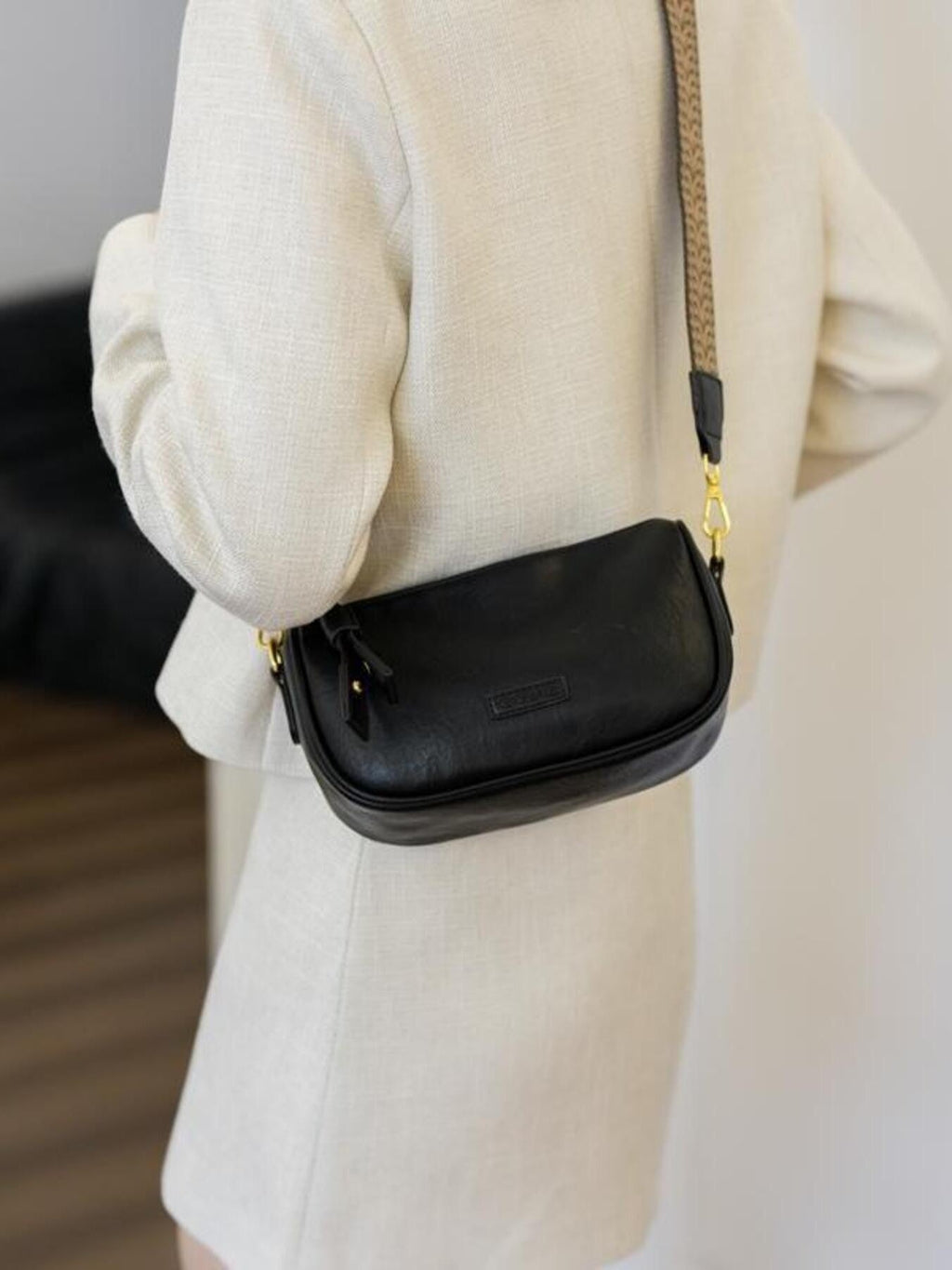 Wide Strap Crossbody Bag