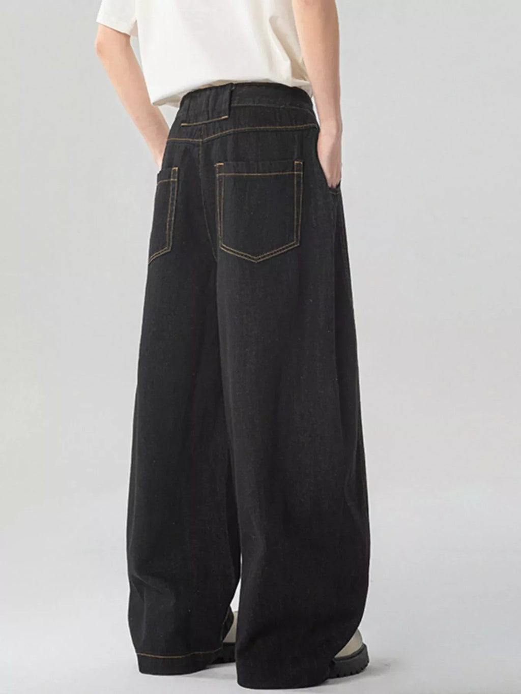 Men's Washed Wide Leg Jeans