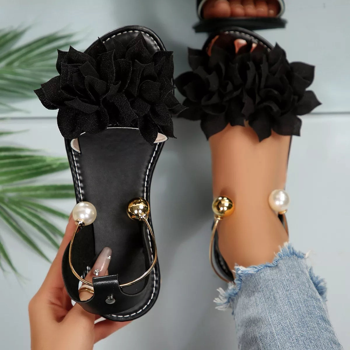 Floral Decor Flat Sandals