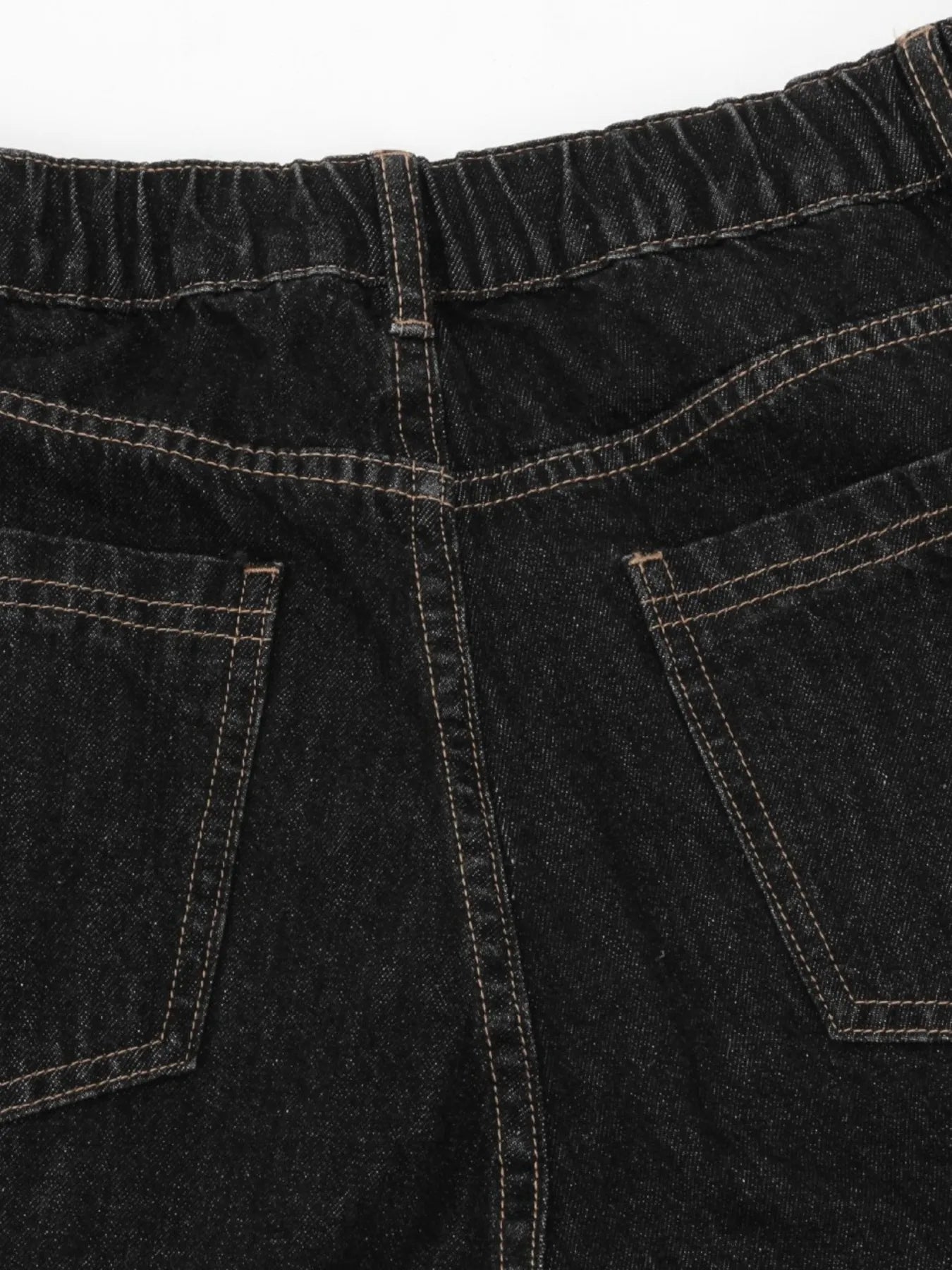 Men's Wide-Leg Denim Shorts with Plaid Accent