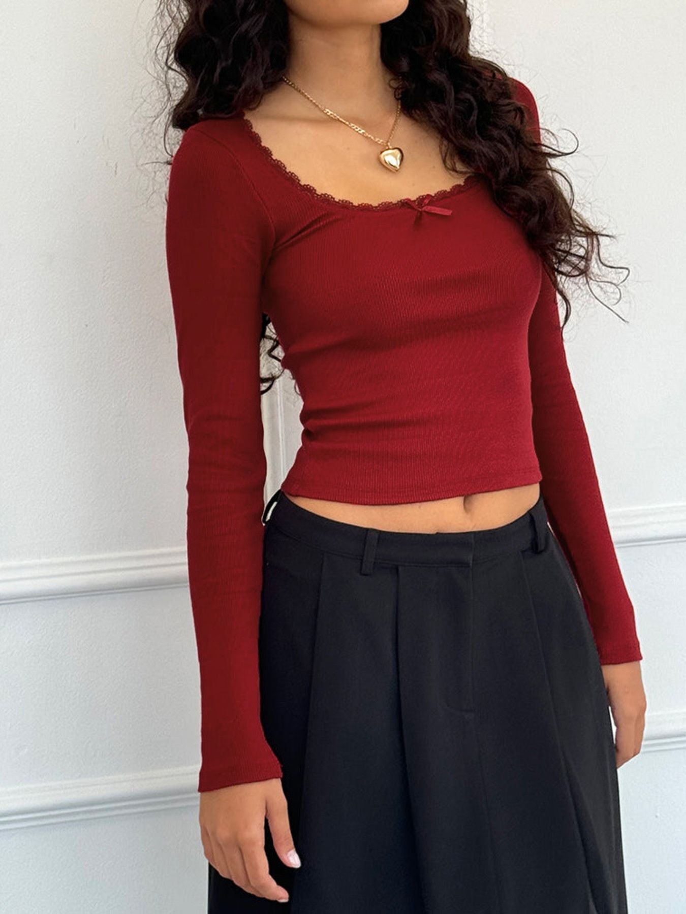 Lace Detail Long Sleeve Crop T-Shirt