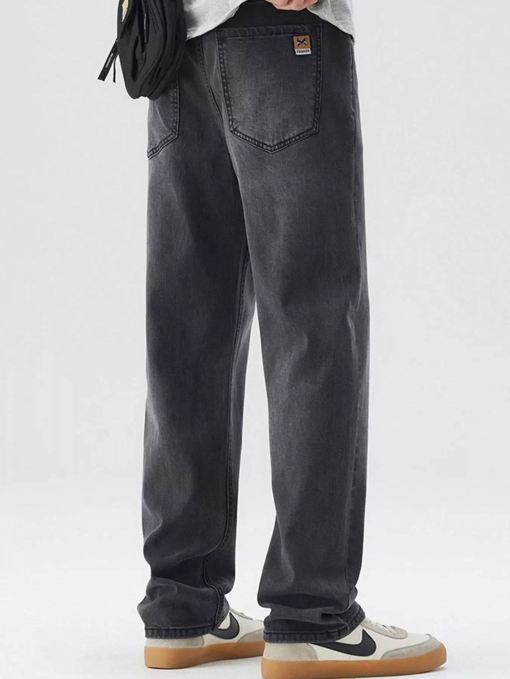 Men's Wide Leg Jeans with Pockets