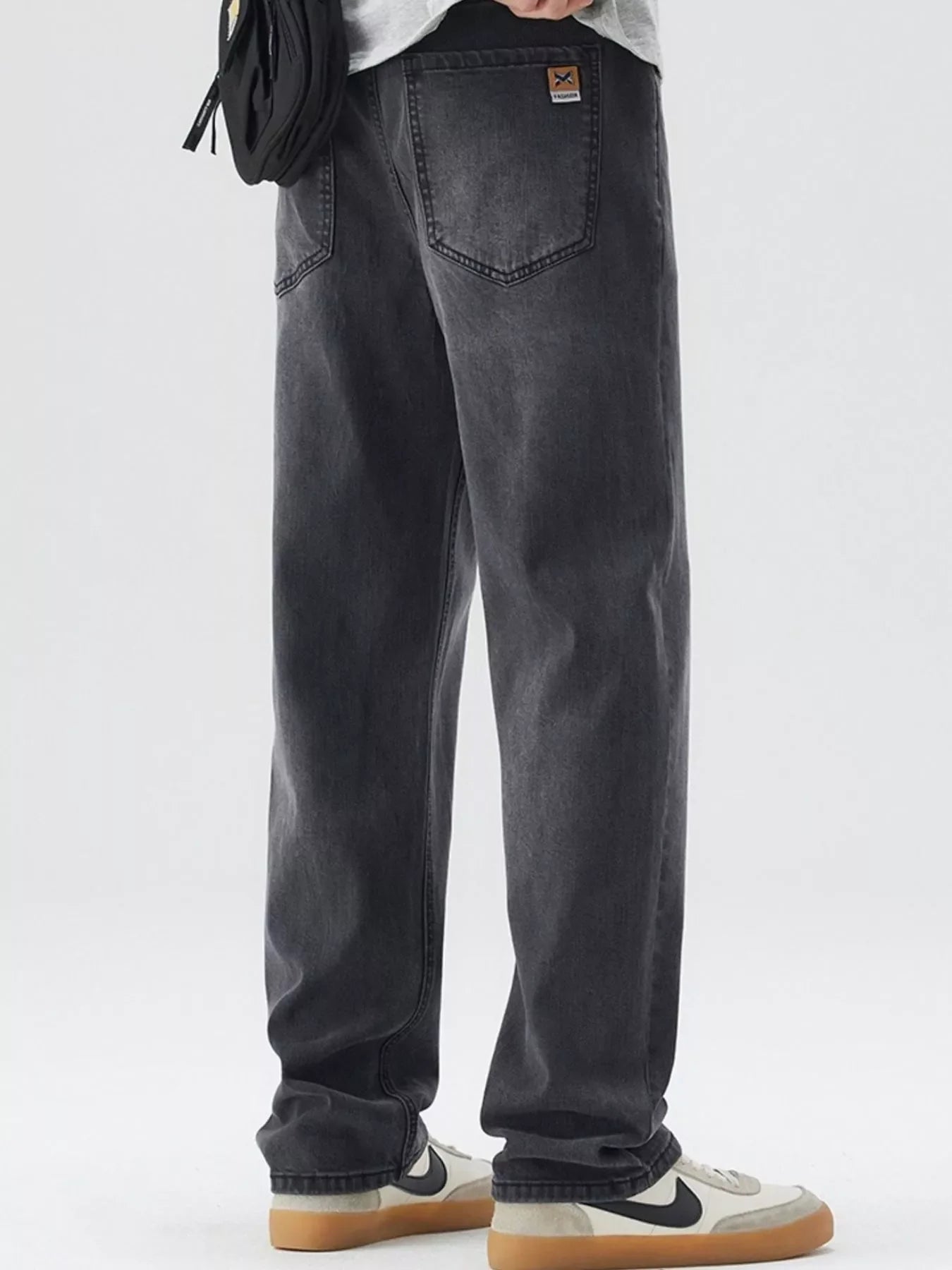 Men's Wide Leg Jeans with Pockets