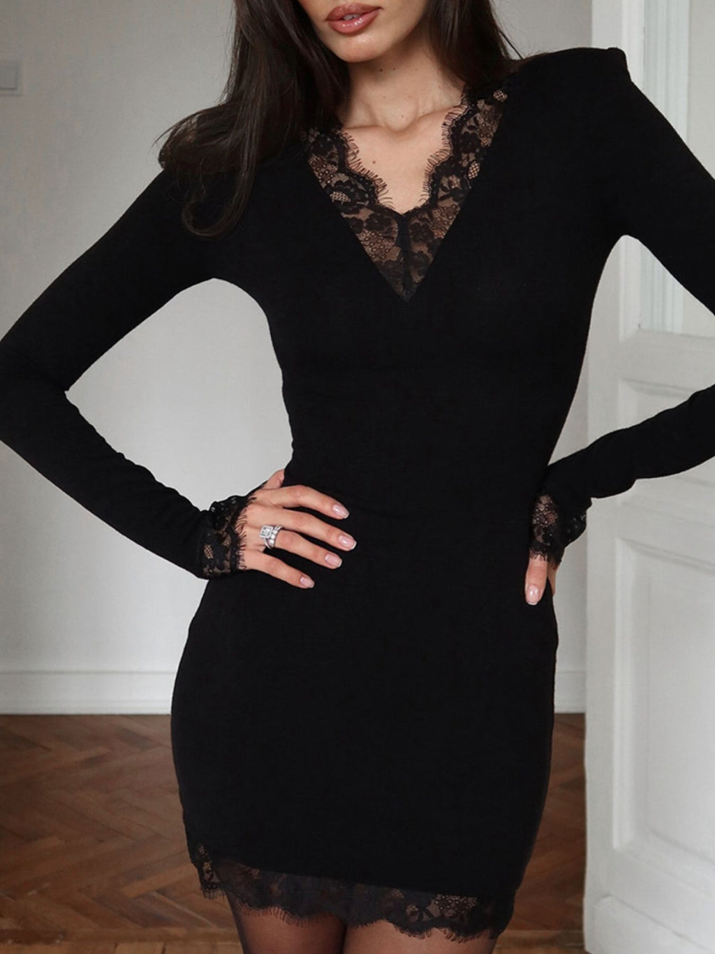 Lace Trim Bodycon Mini Dress