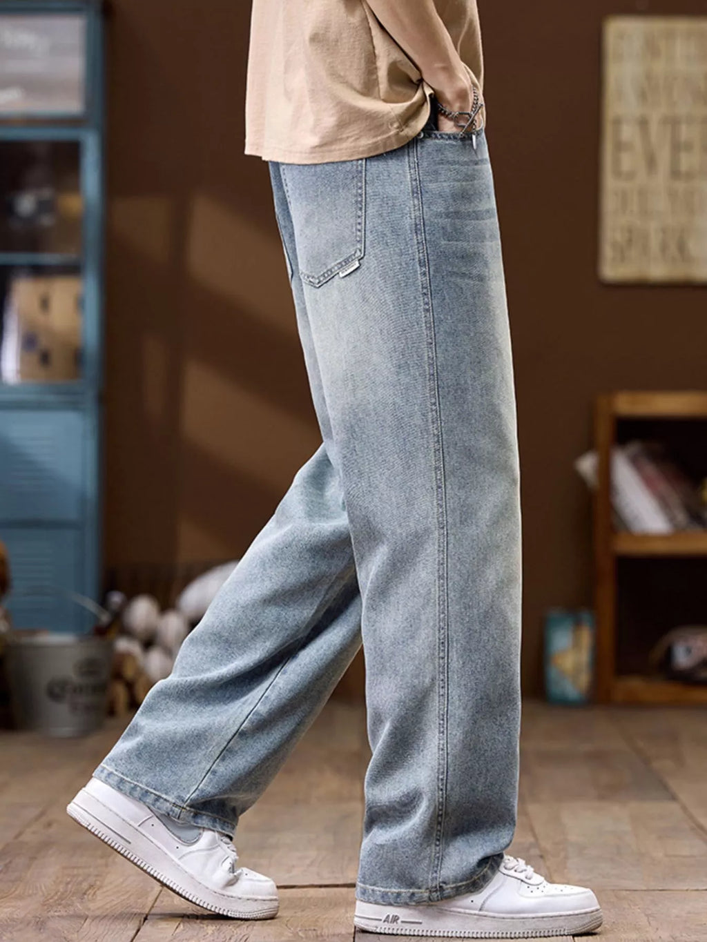 Men's Wide Leg Jeans