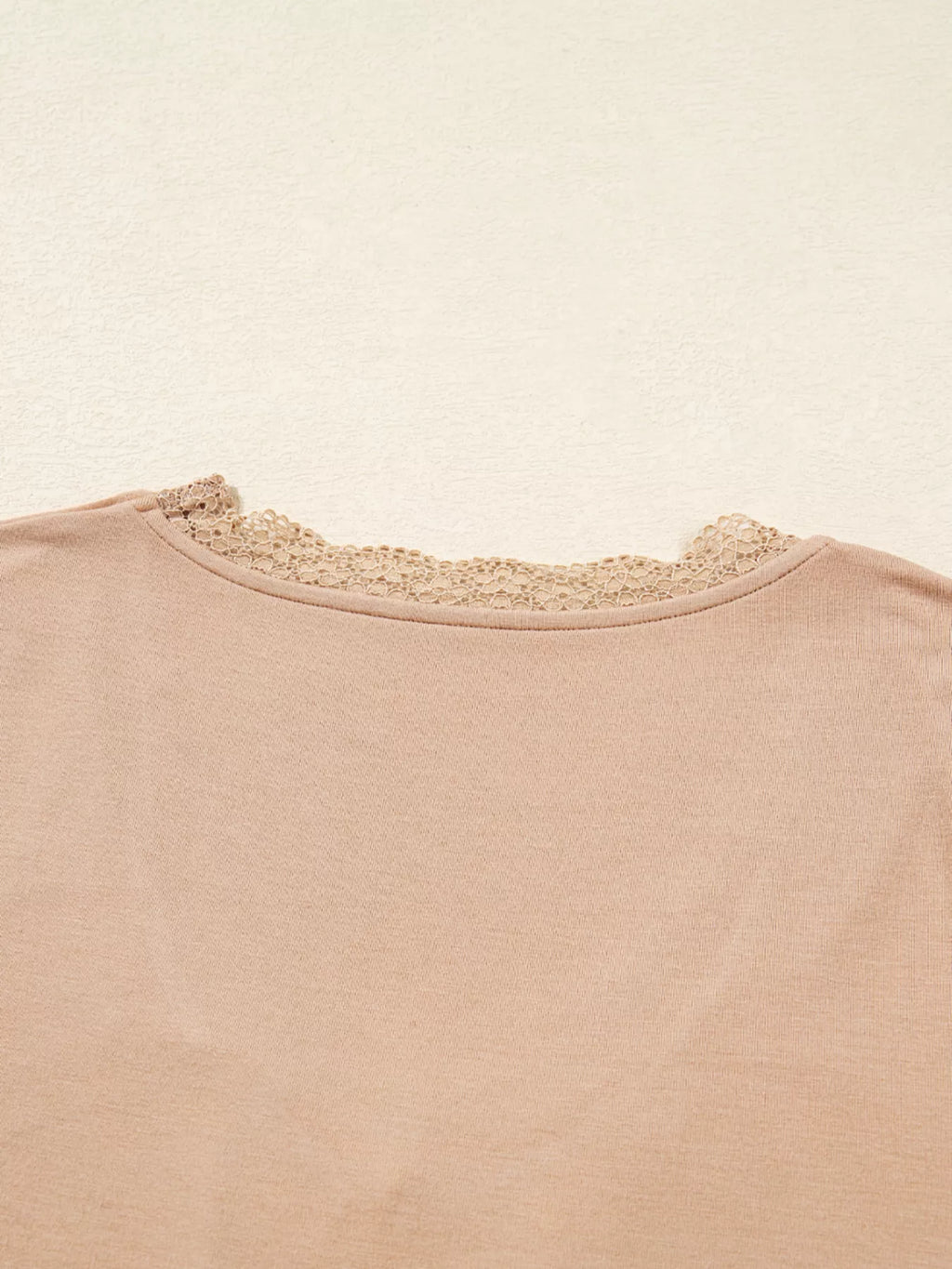 Lace-Trimmed Ruched Detail Long Sleeve T-Shirt