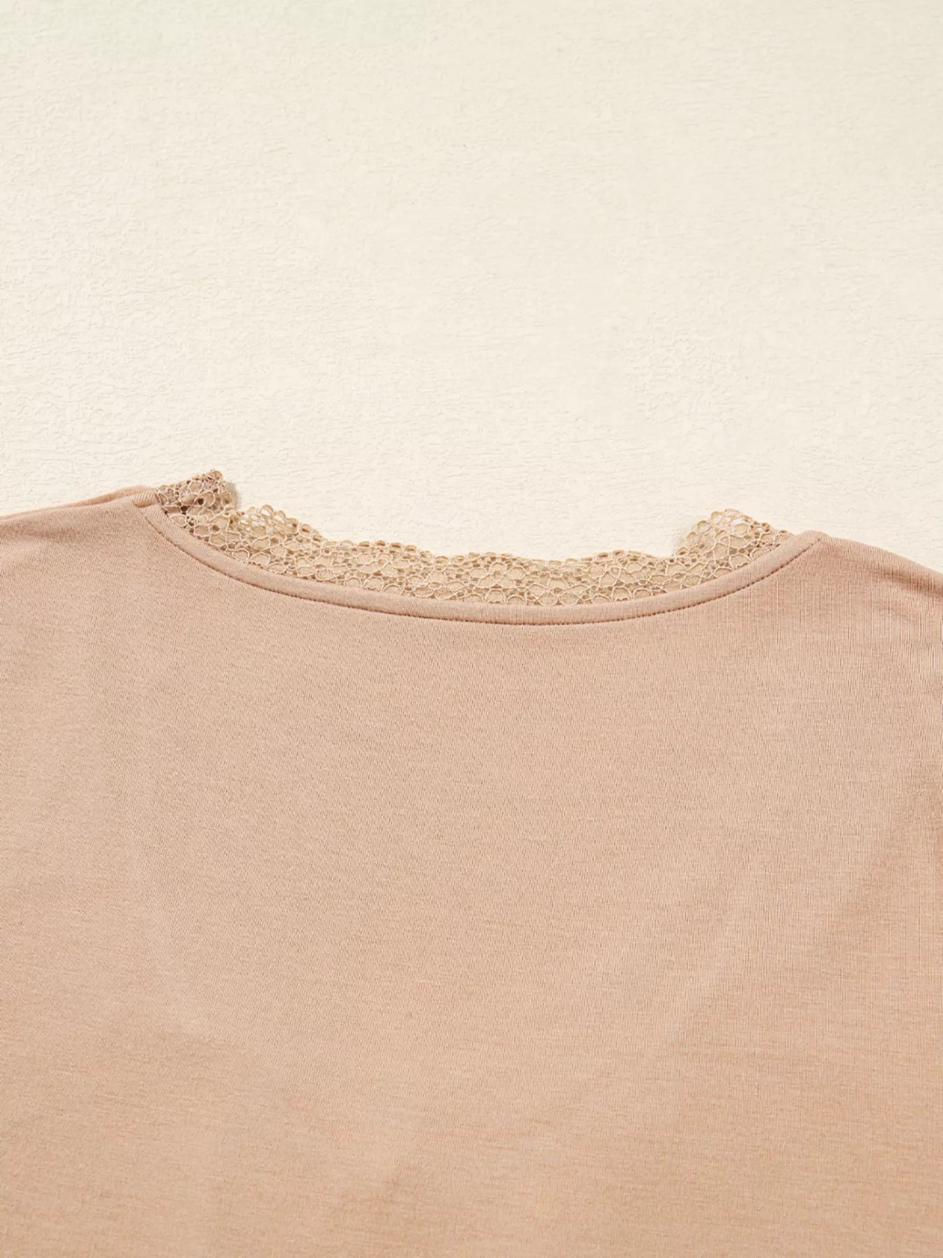 Lace-Trimmed Ruched Detail Long Sleeve T-Shirt