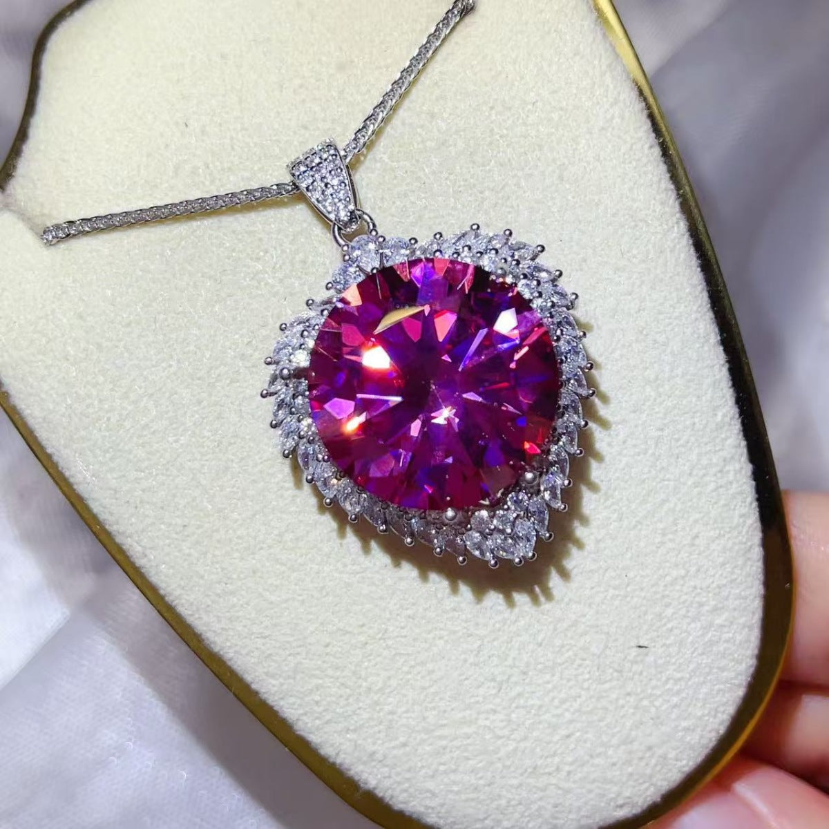 20 Carat Moissanite 925 Sterling Silver Pendant Necklace