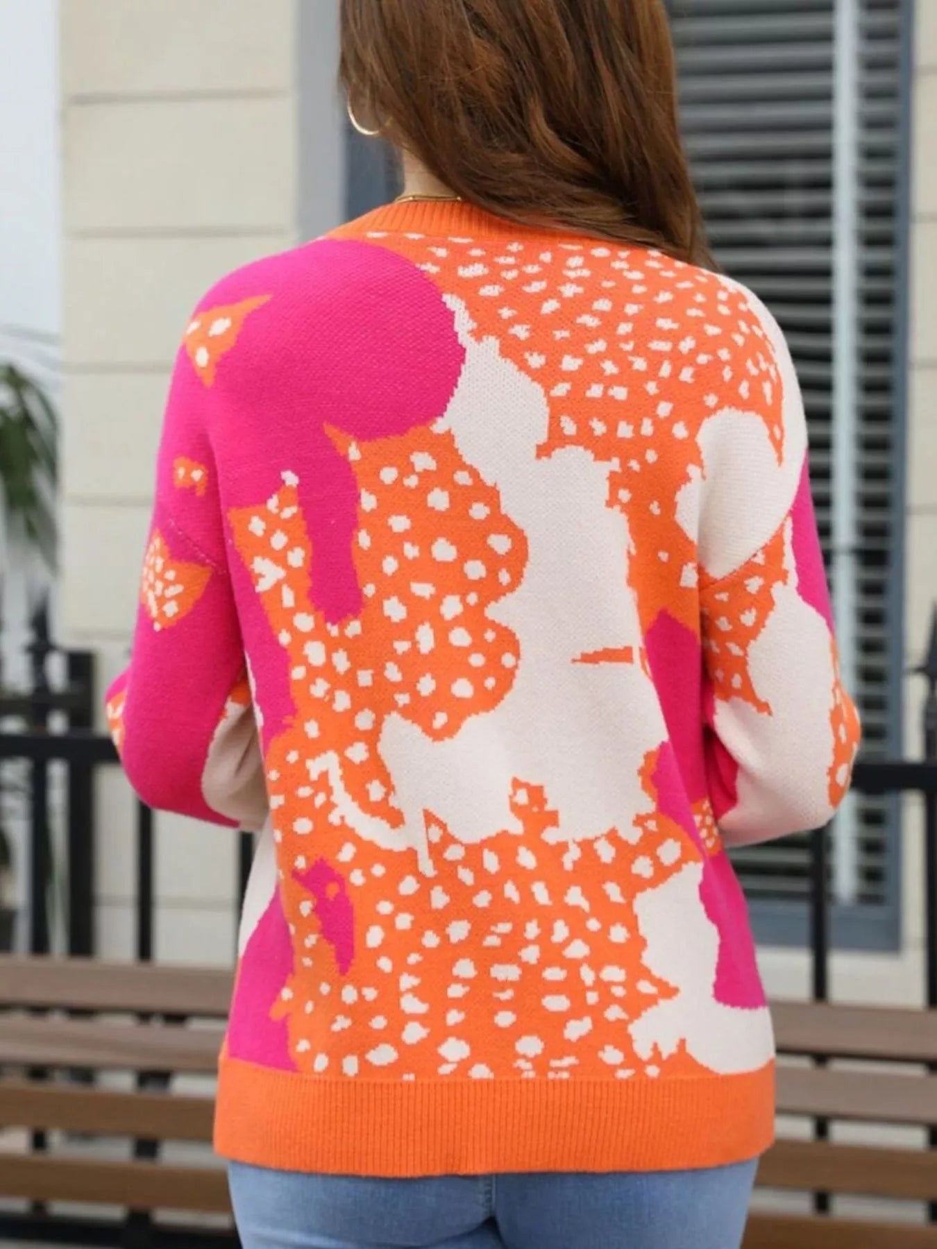 Abstract Pattern Round Neck Sweater