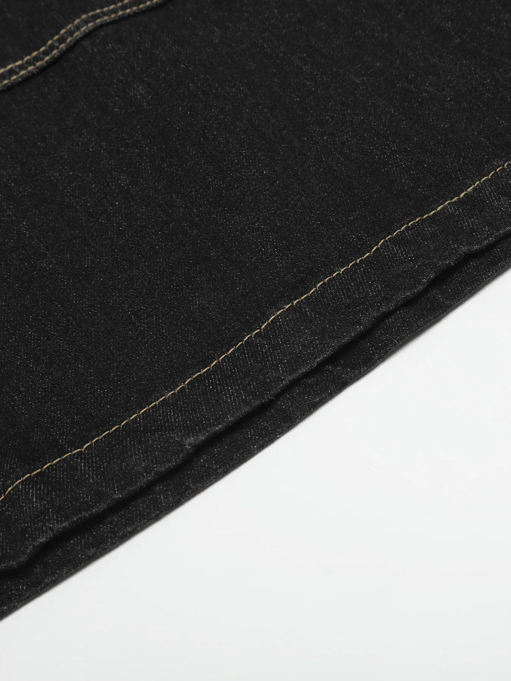 Men's Wide-Leg Denim Shorts with Contrast Stitching