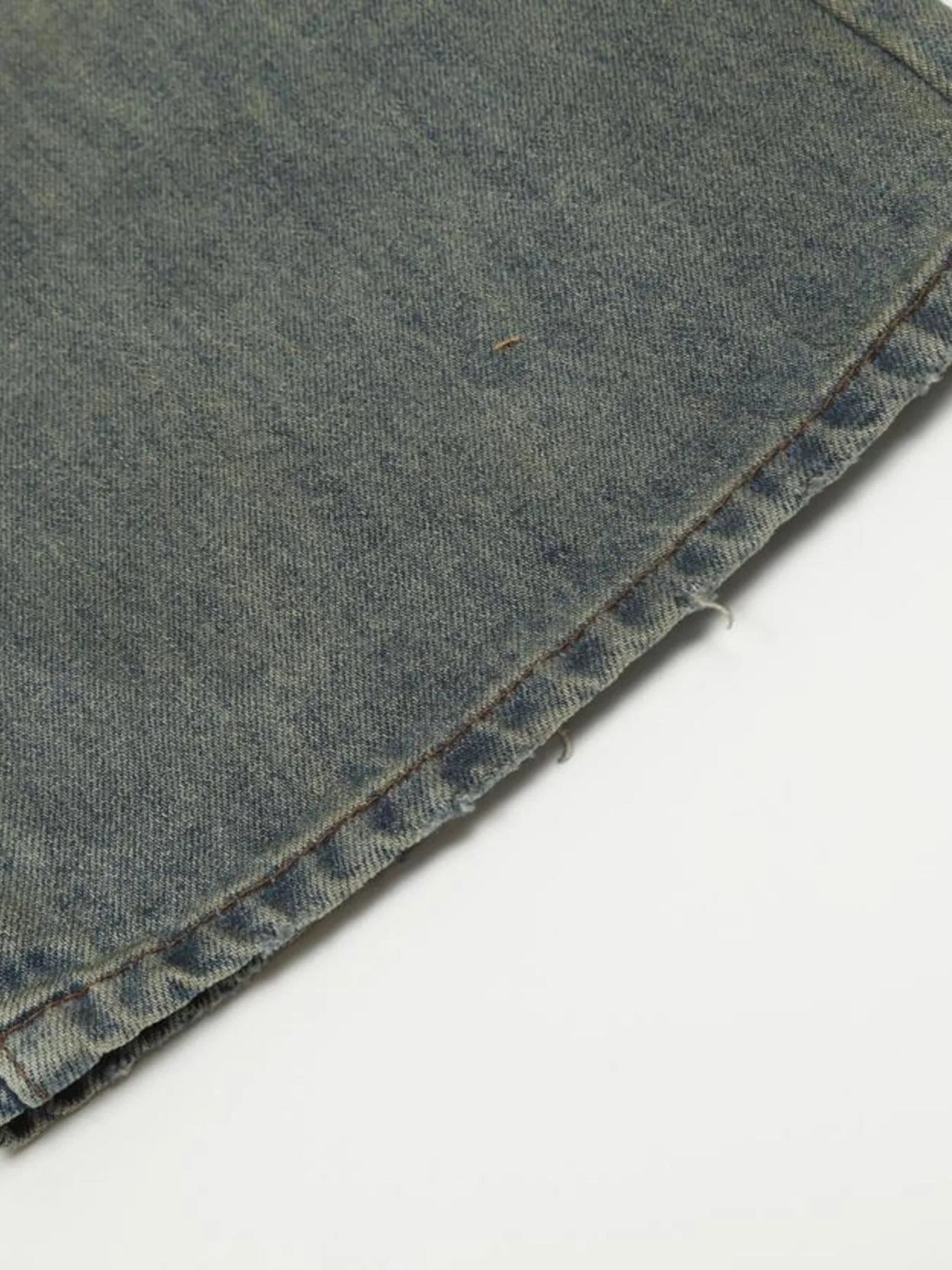 Men's Distressed Slim Bootcut Washed Jeans