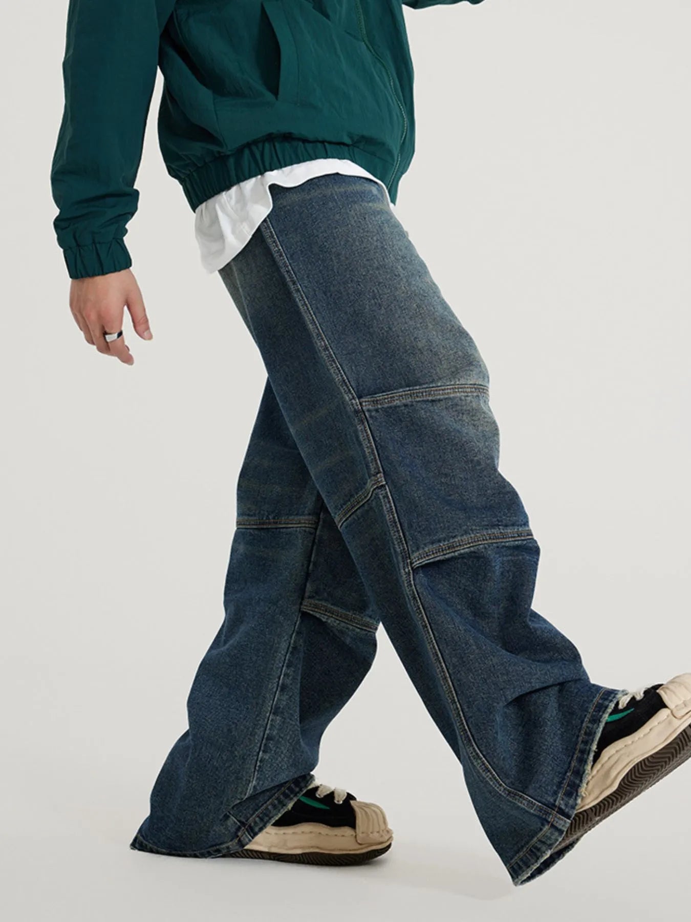 Men's Vintage Wide Leg Utility Jeans with Multi-Panel Design