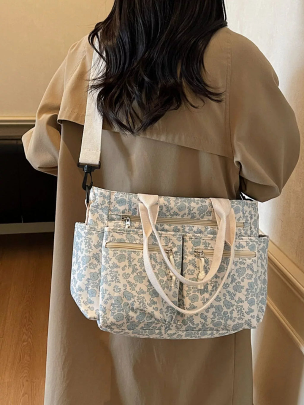 Floral Print Multi-Pocket Crossbody Bag