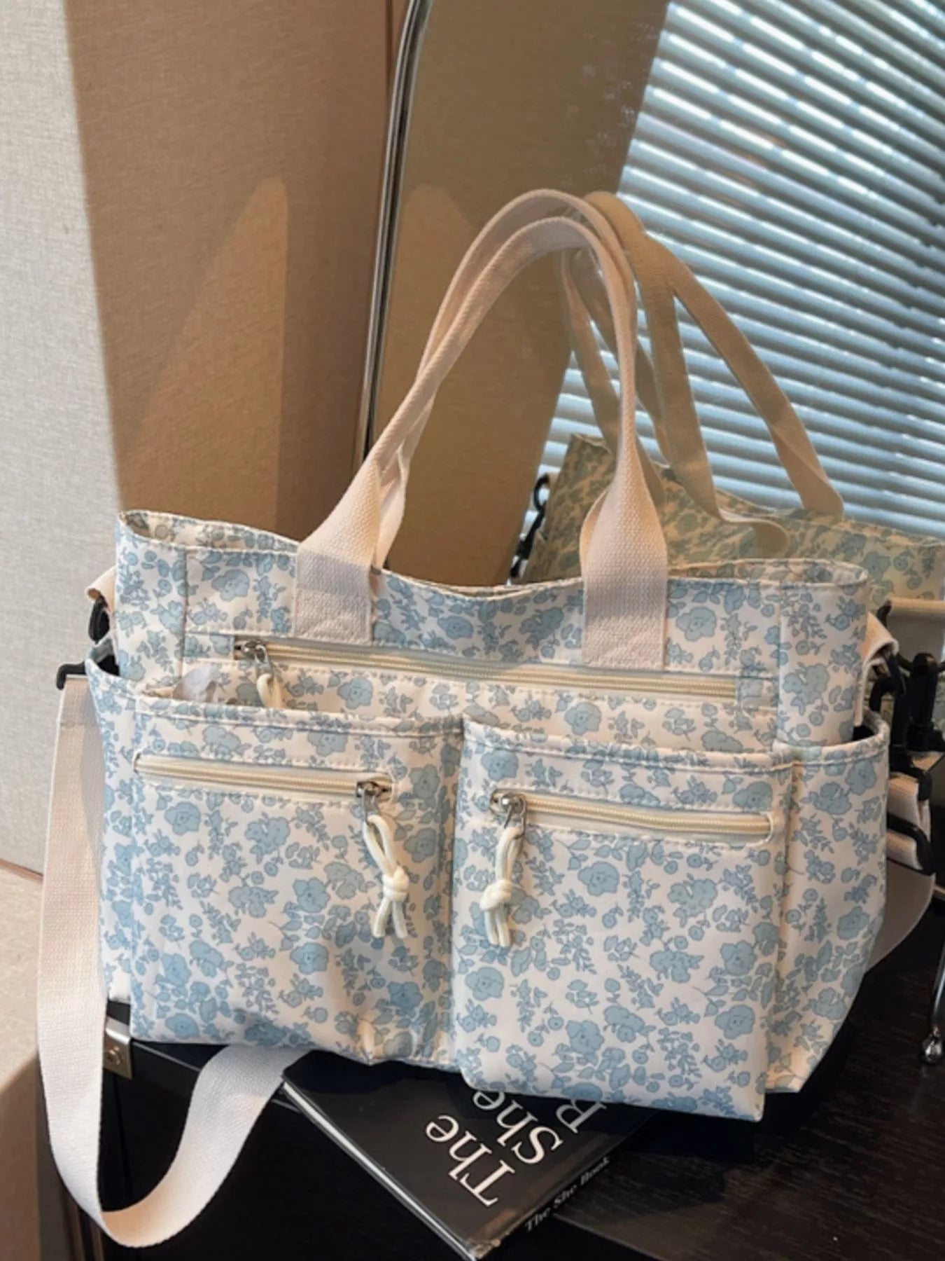 Floral Print Multi-Pocket Crossbody Bag