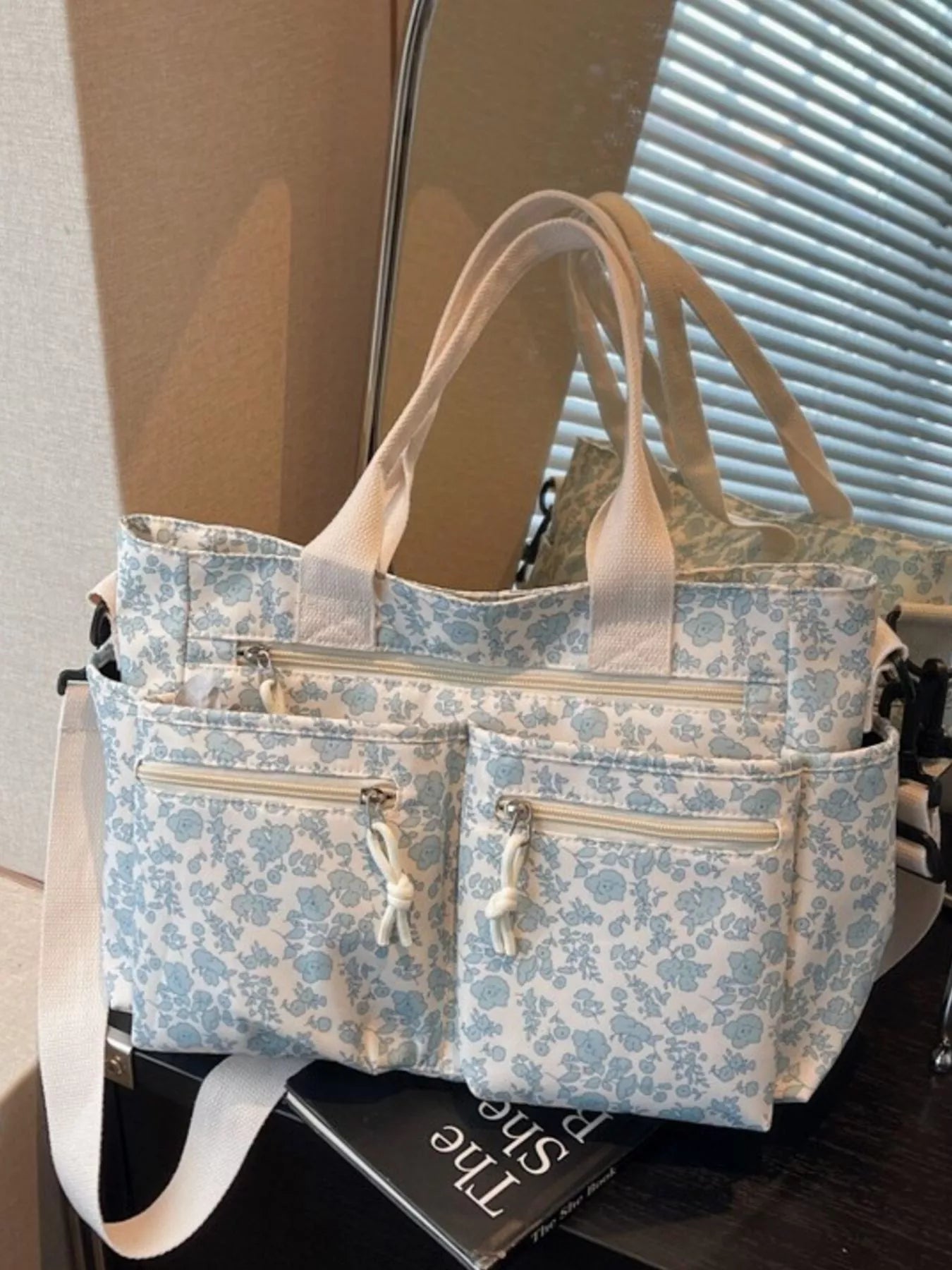 Floral Print Multi-Pocket Crossbody Bag