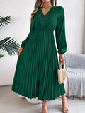 Lace Detail V-Neck Pleated Dress