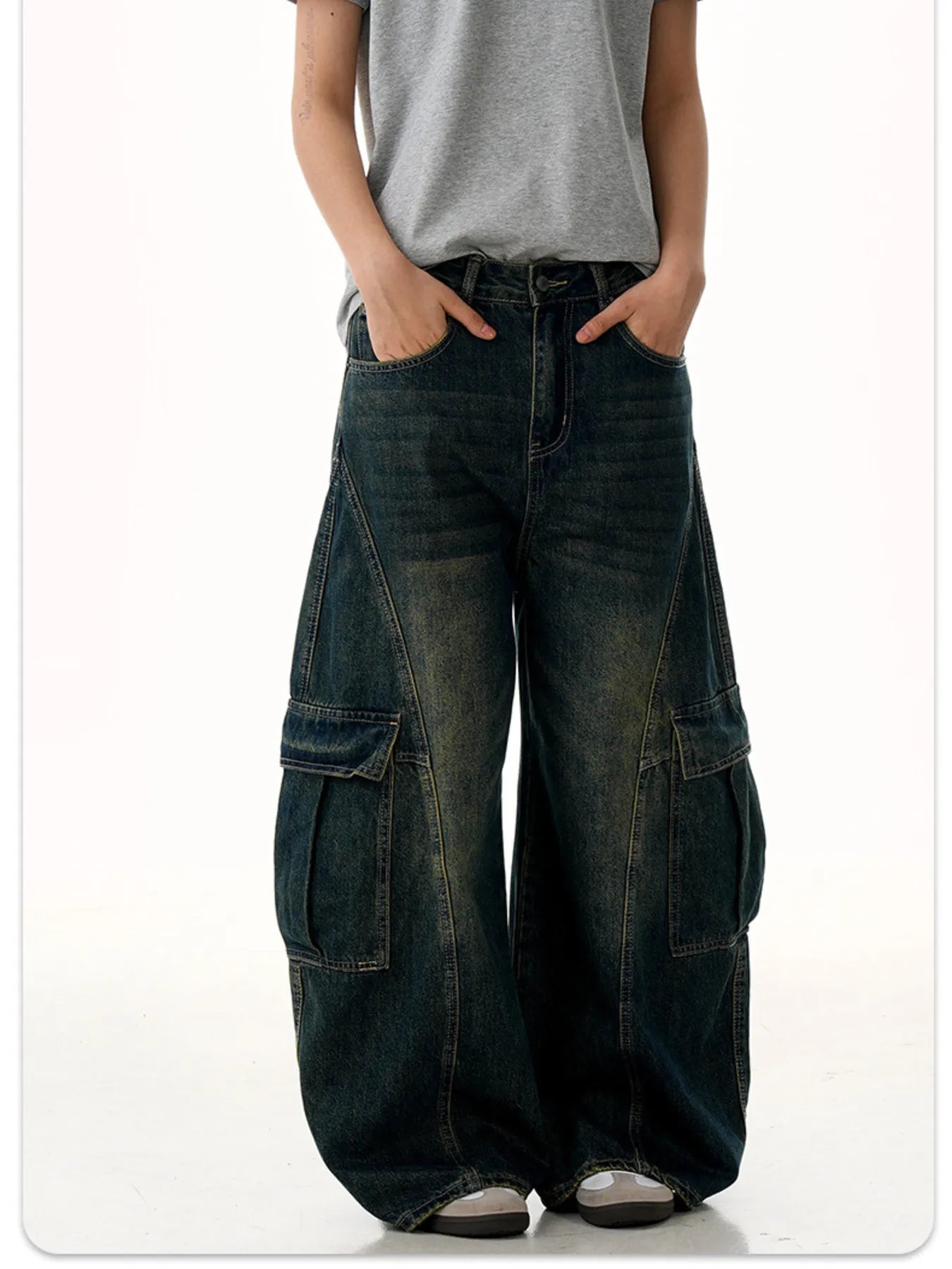 Men's Wide Leg Wash Cargo Jeans