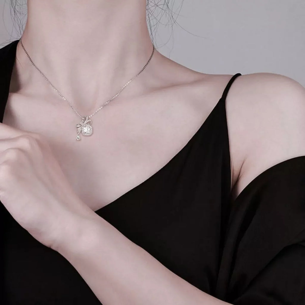 1.5 Carat Moissanite 925 Sterling Silver Bowknot Pendant Necklace