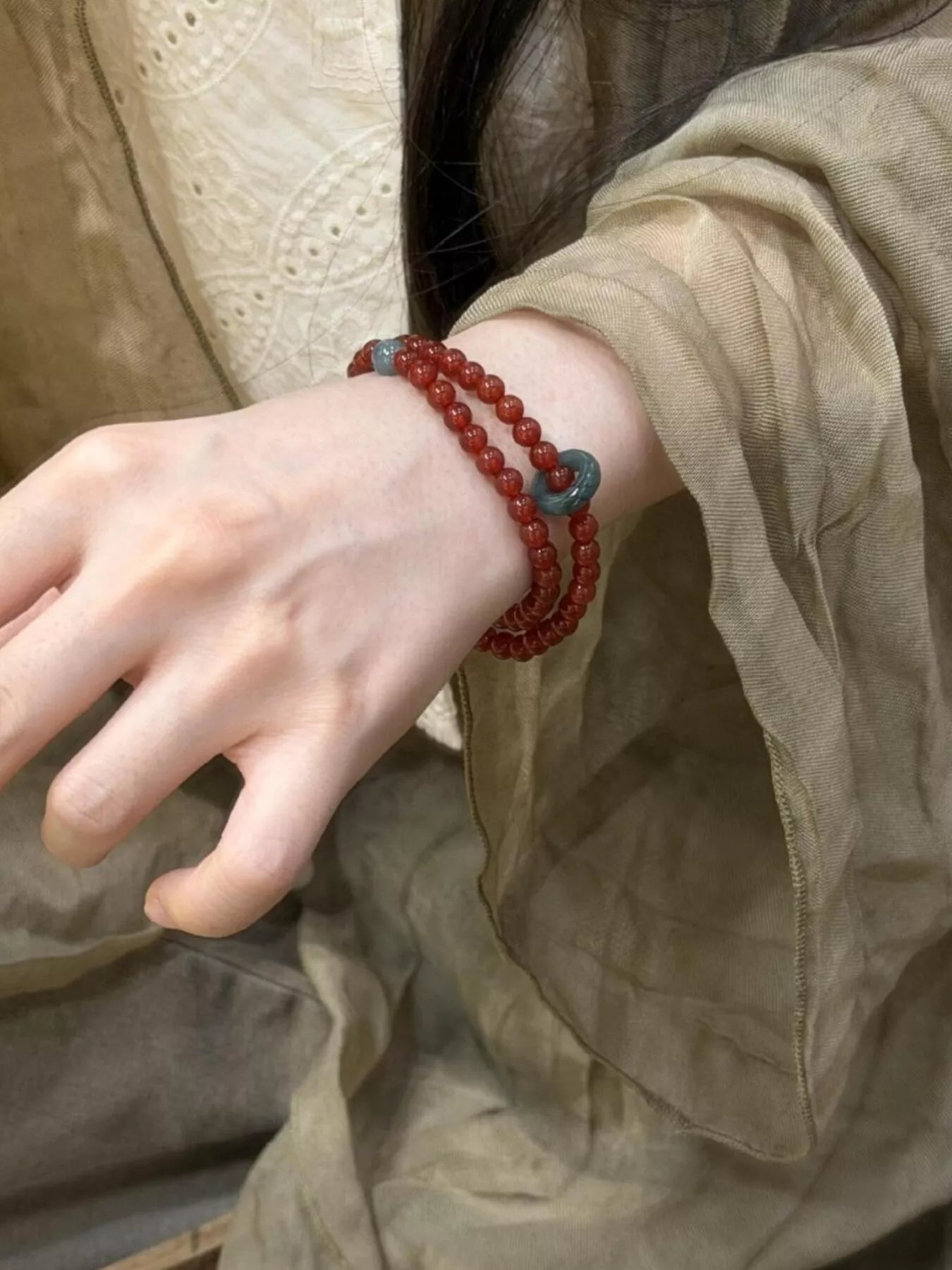 Double Layered Agate Beaded Bracelet