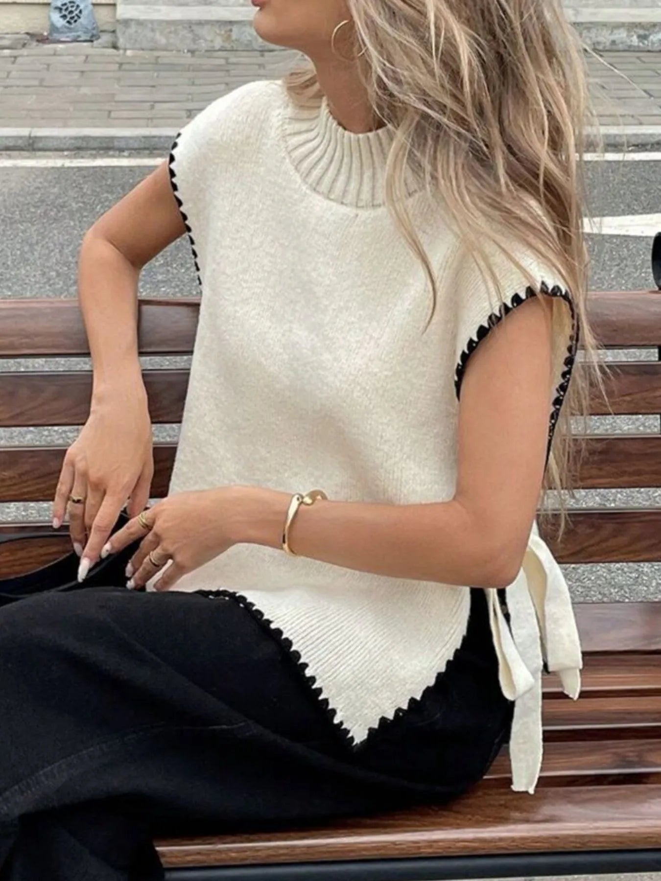 Ribbed Turtleneck Sweater Vest with Contrast Trim