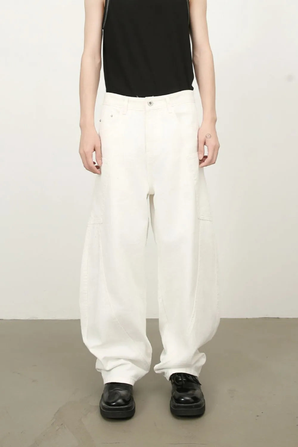 Men's Mid Rise Wide Leg Jeans