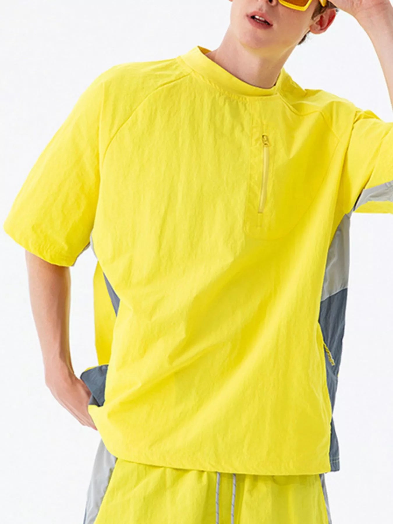 Men's Contrast Round Neck Short Sleeve T-Shirt