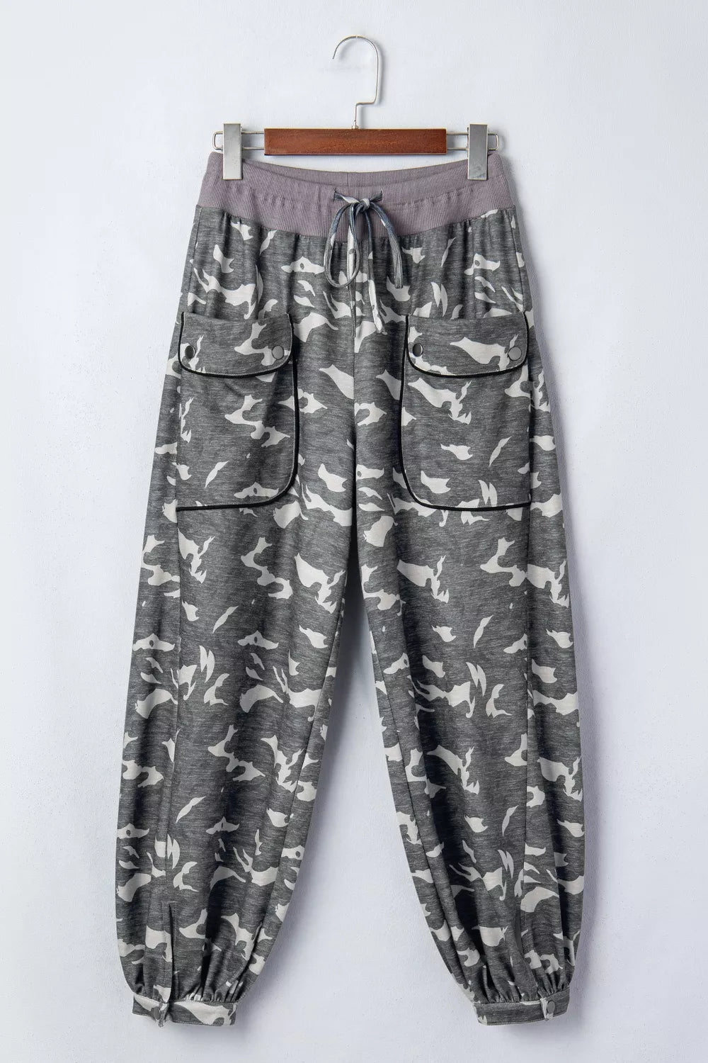 Multicolour Drawstring Contrast Waistband Camouflage Cargo Barrel Pants