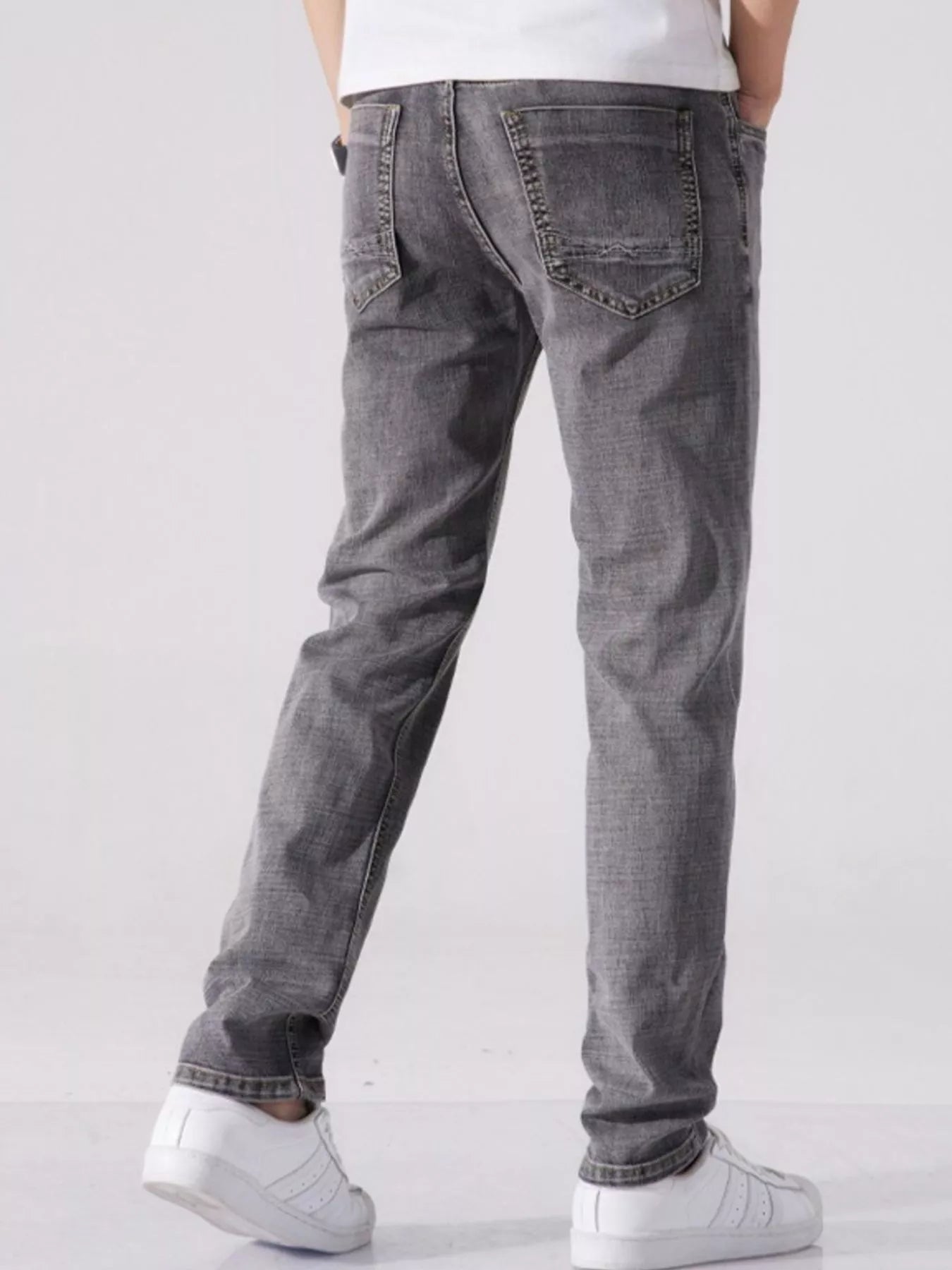 Men's Slim Fit Washed Jeans