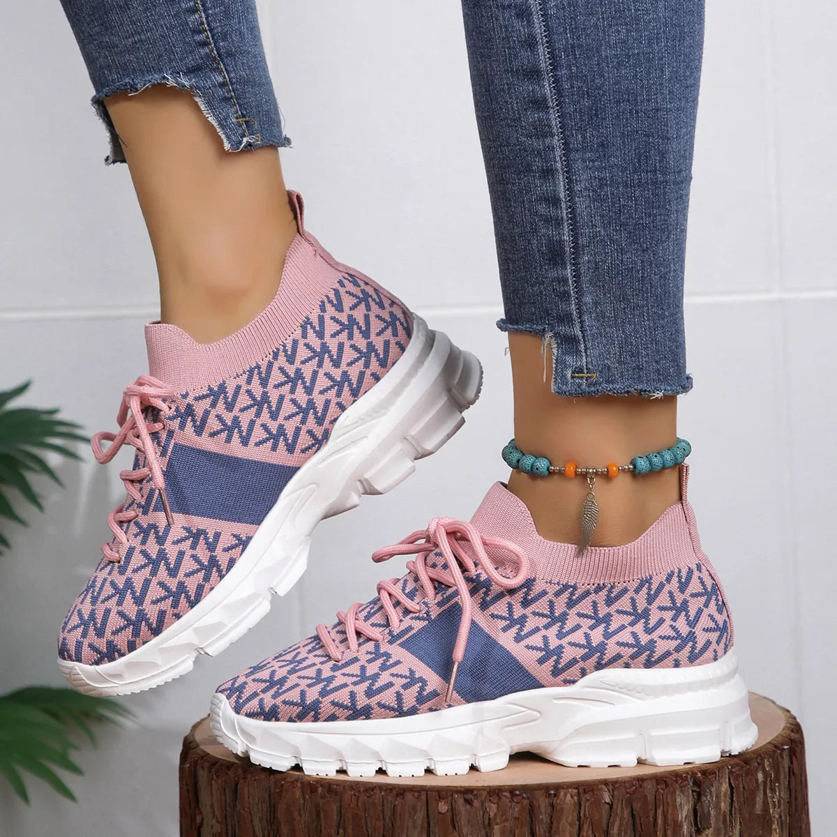 Round Toe Lace Up Sneakers