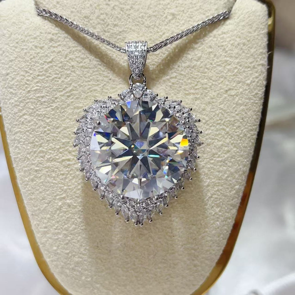 20 Carat Moissanite 925 Sterling Silver Pendant Necklace