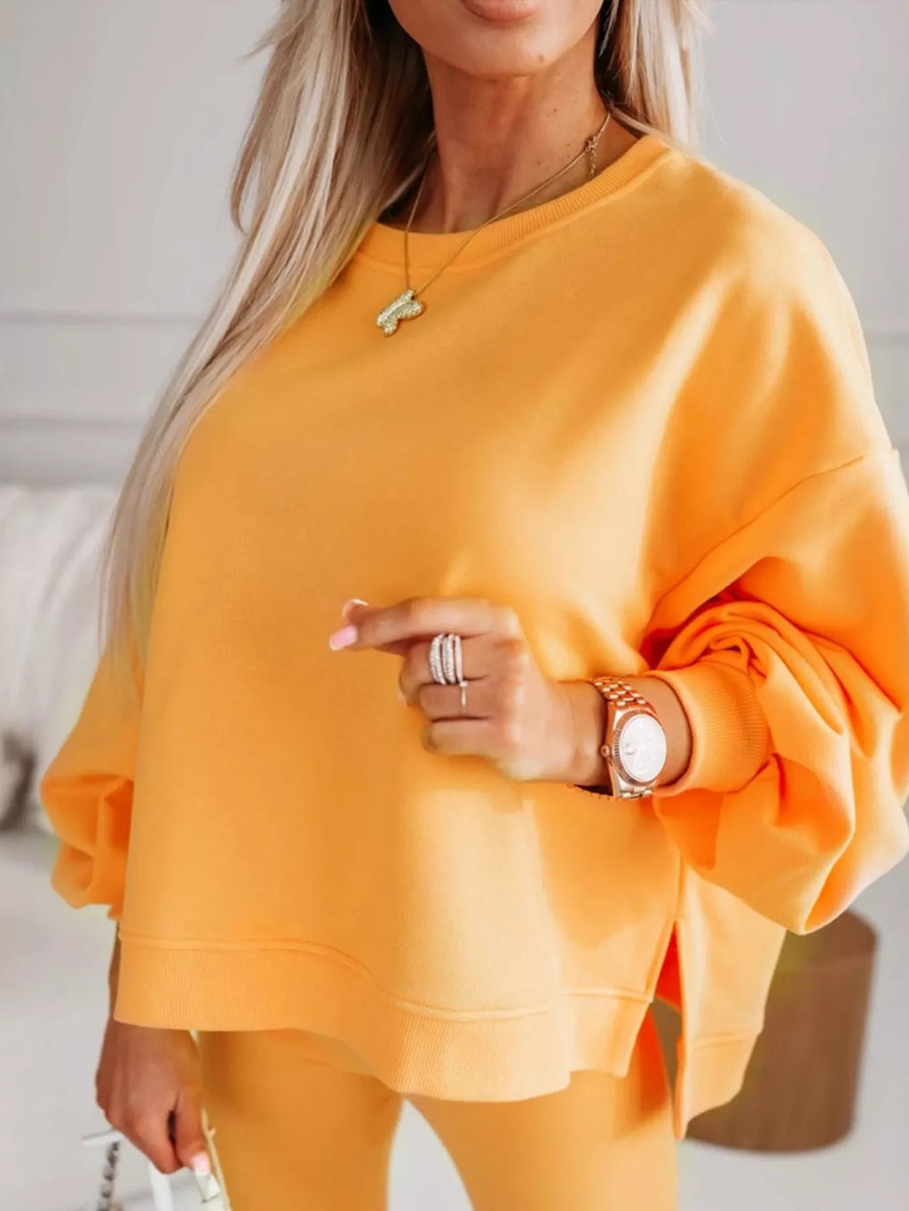 Side Slit Solid Color Oversized Sweatshirt