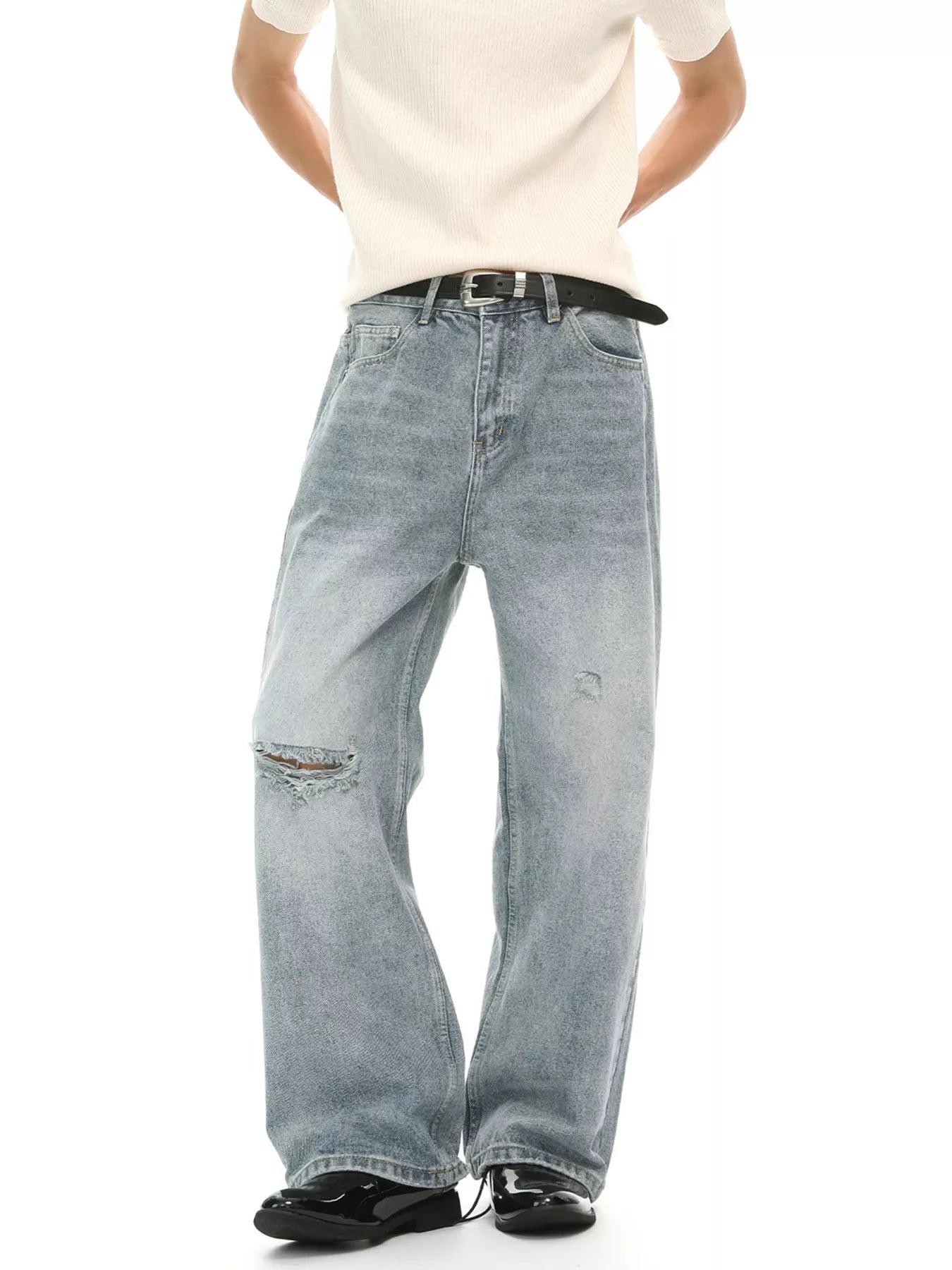 Men's Distressed Wide-Leg Jeans