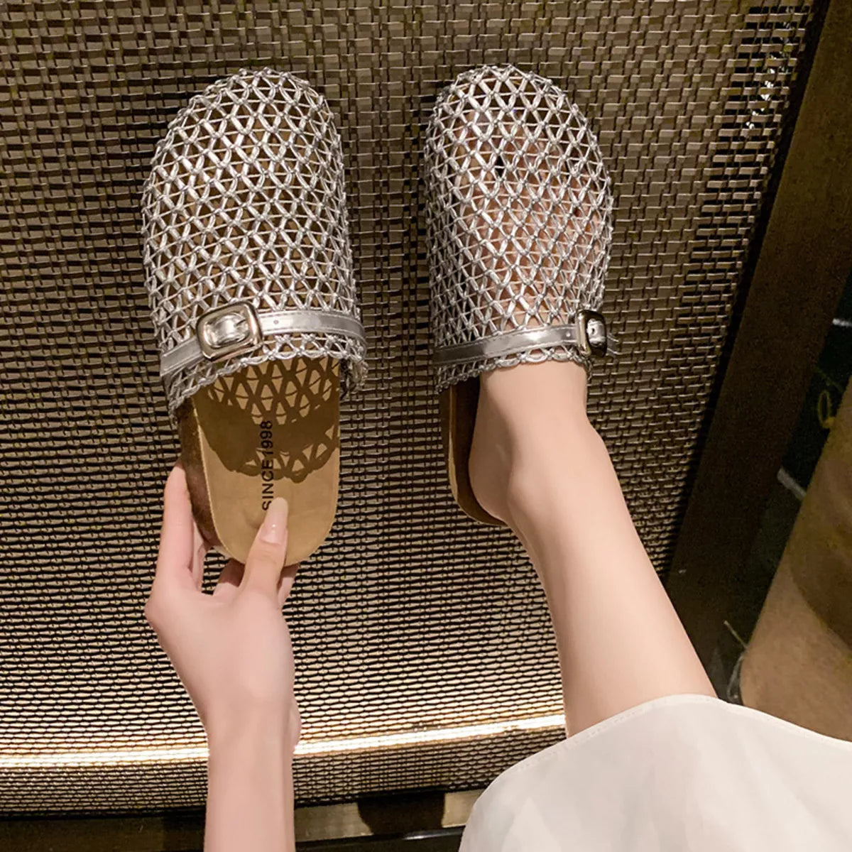 Breathable Round Toe Sandals