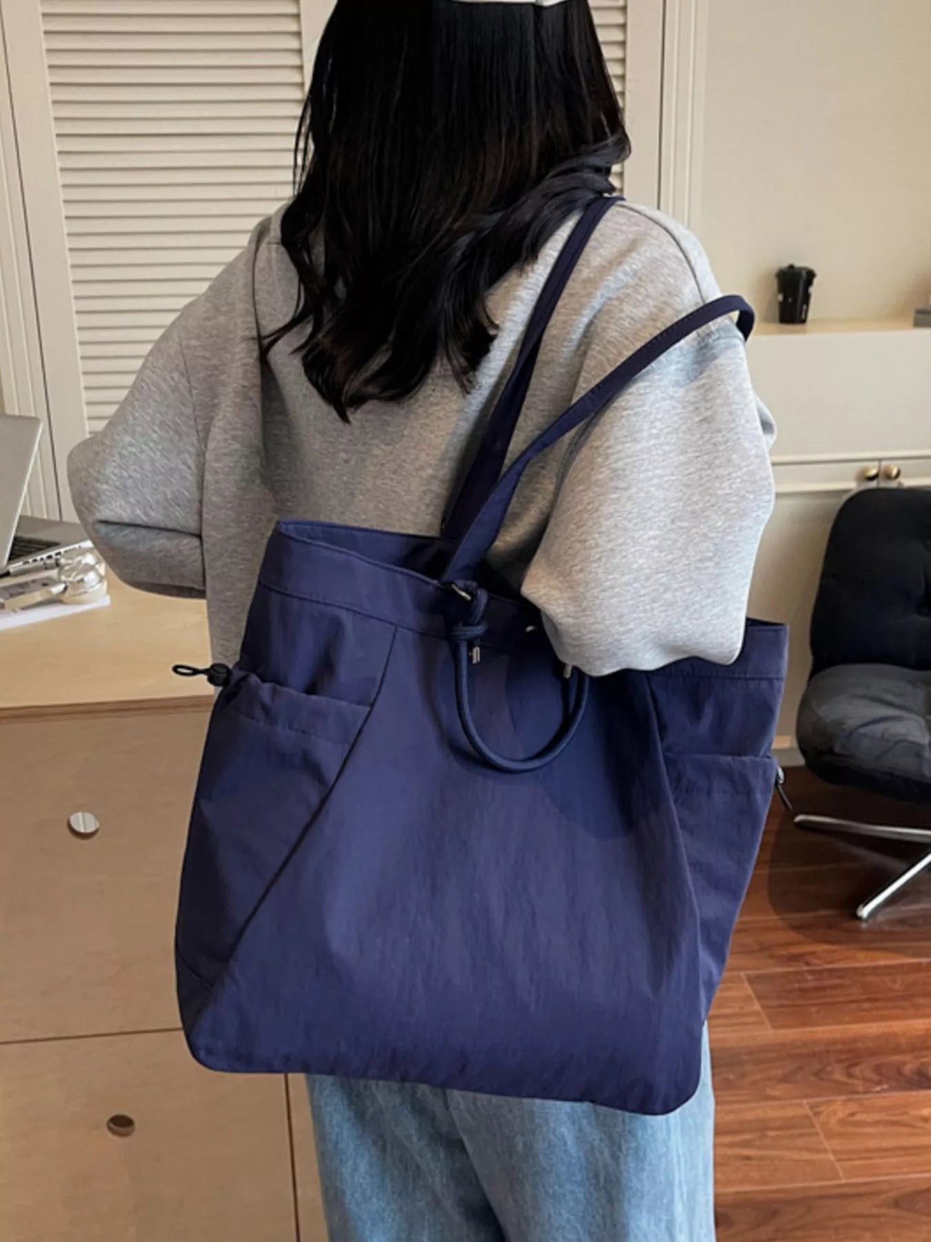Nylon Lightweight Large Capacity Shoulder Bag
