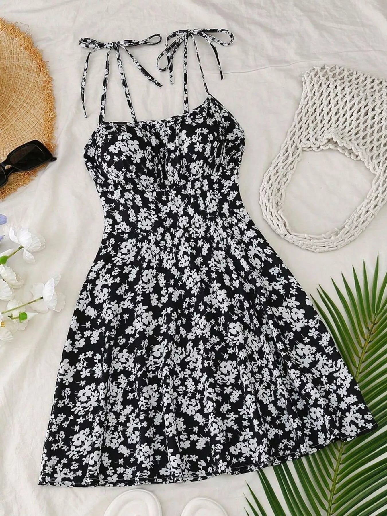 Floral Print Tie Strap Mini Dress