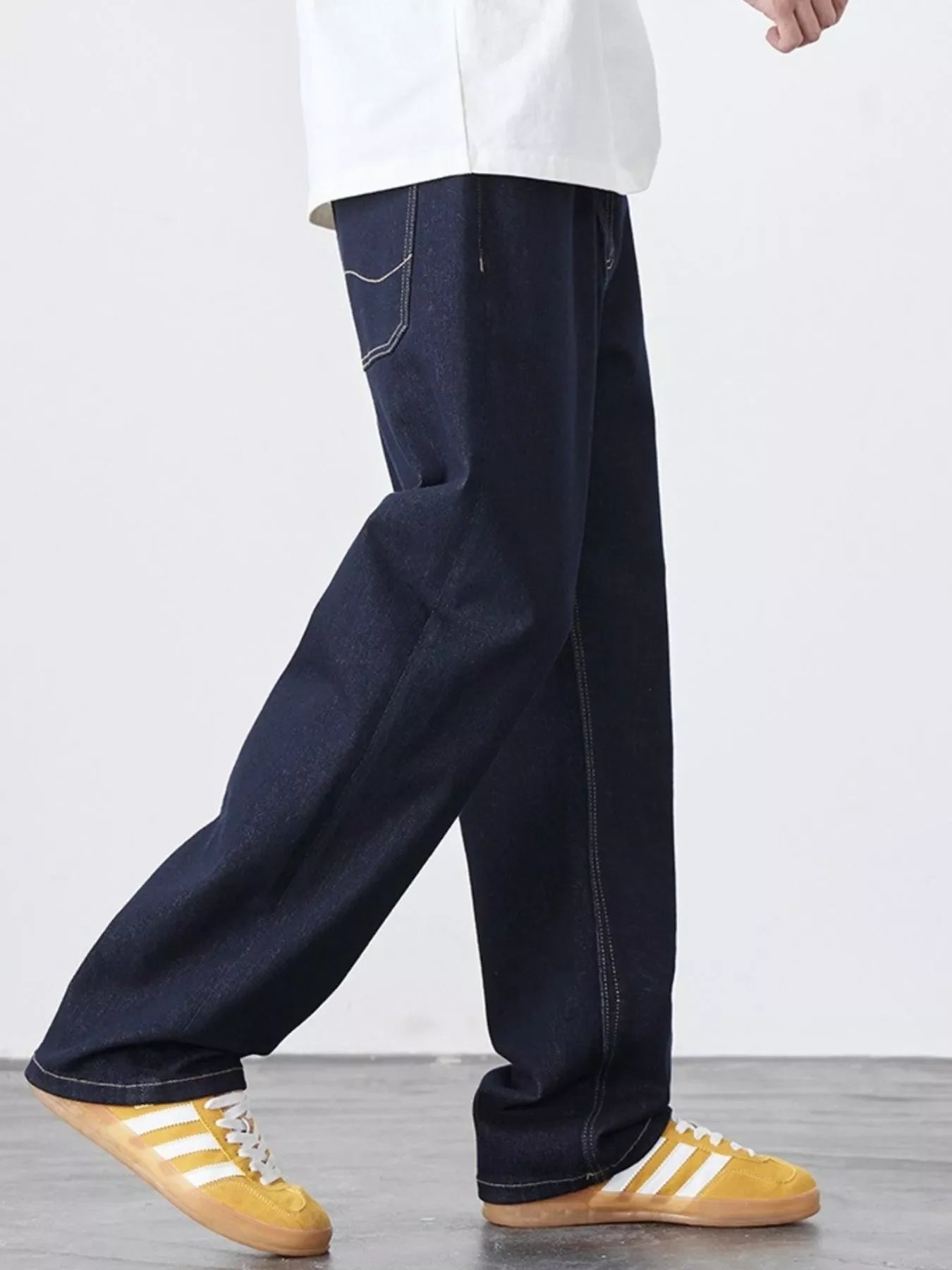 Men's Wash Relaxed Fit Jeans