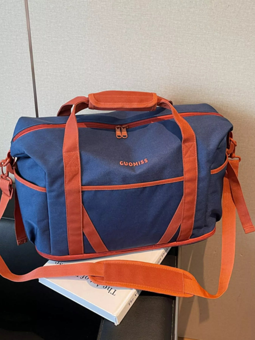 Contrast Oxford Cloth Travel Bag