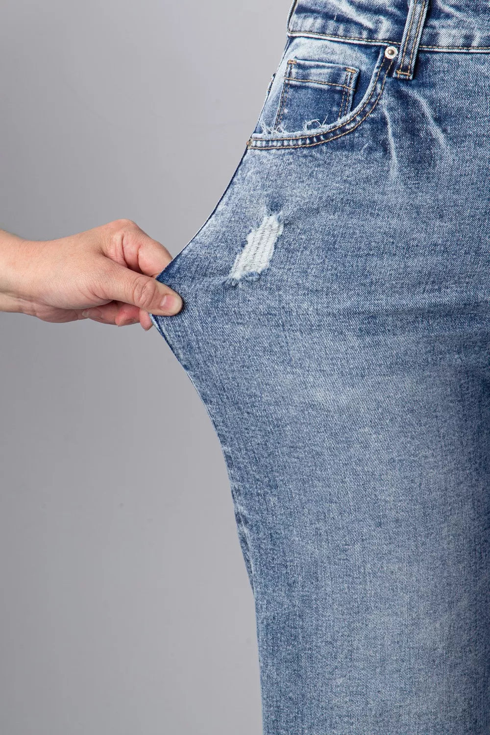Cuffed Straight Loose Jeans
