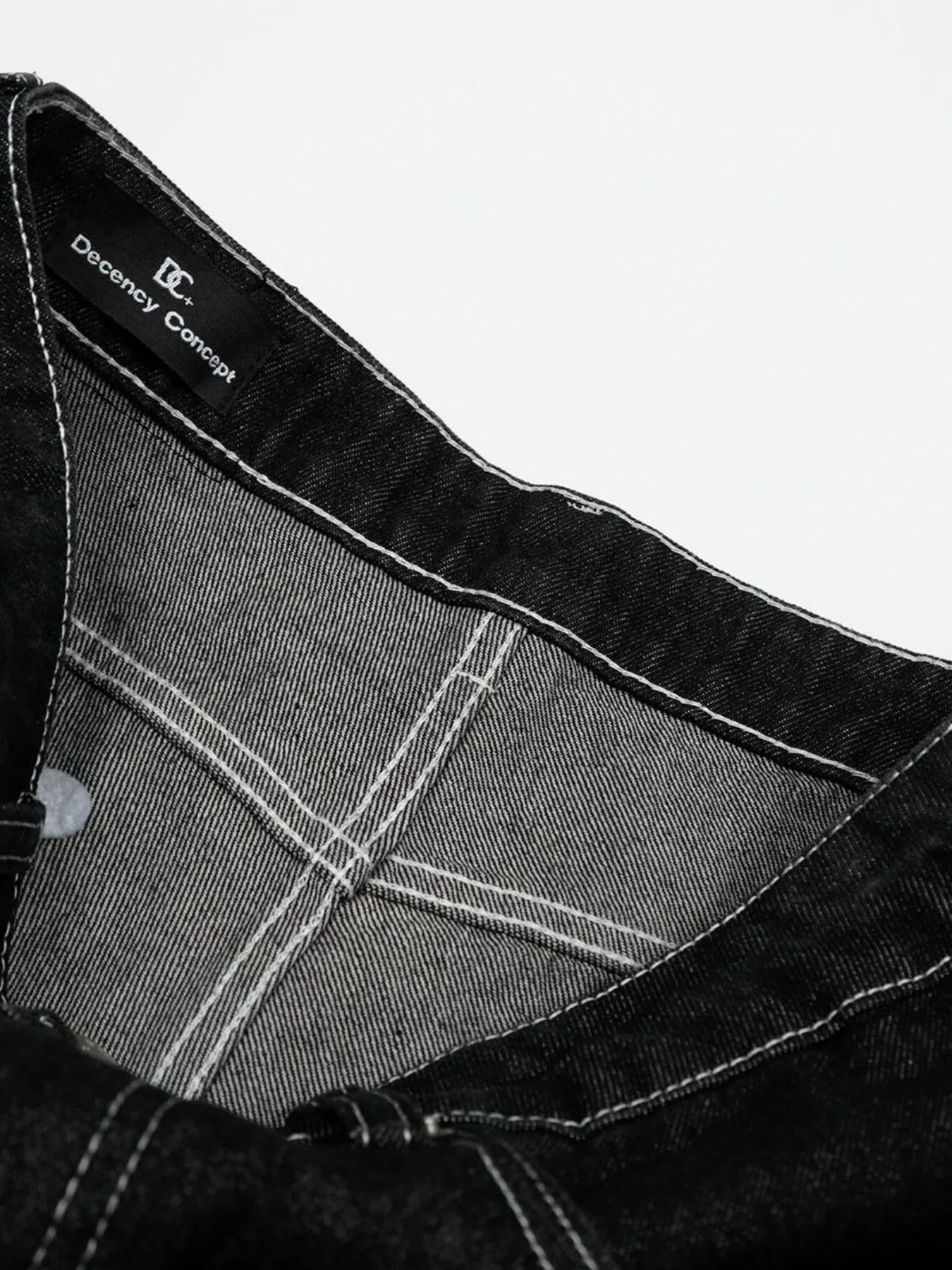 Men's Wide-Leg Contrast Stitch Jeans