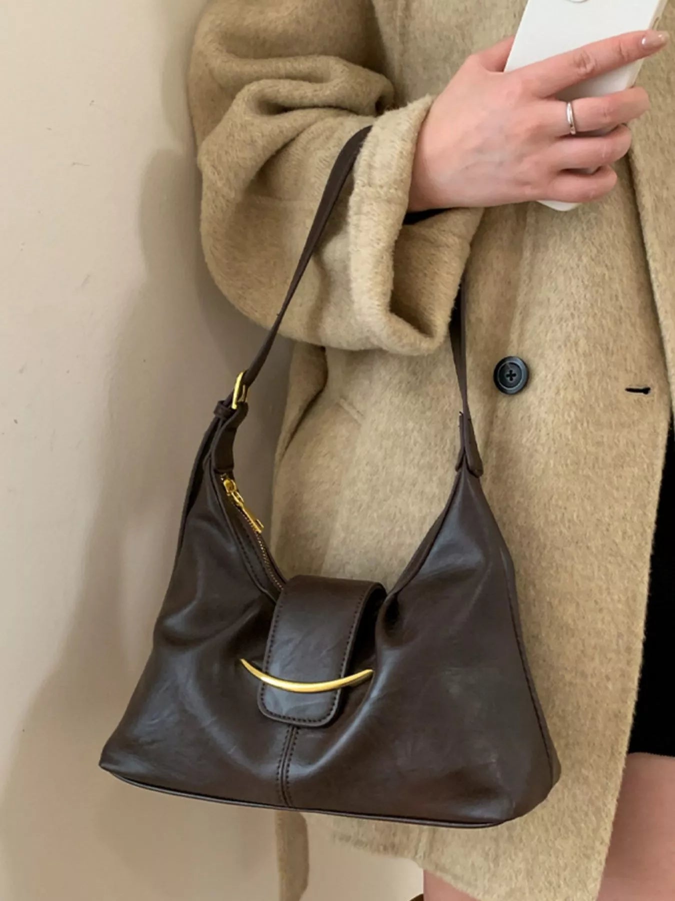 Buckle Adjustable Strap Crossbody Bag