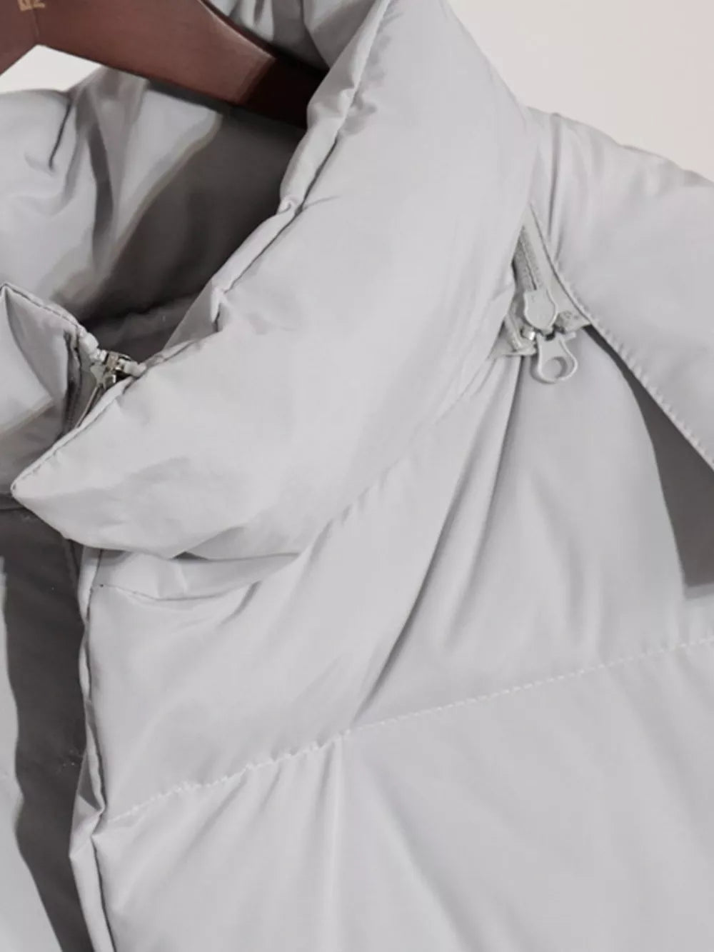 Pocketed Zip Up Hooded Puffer Jacket