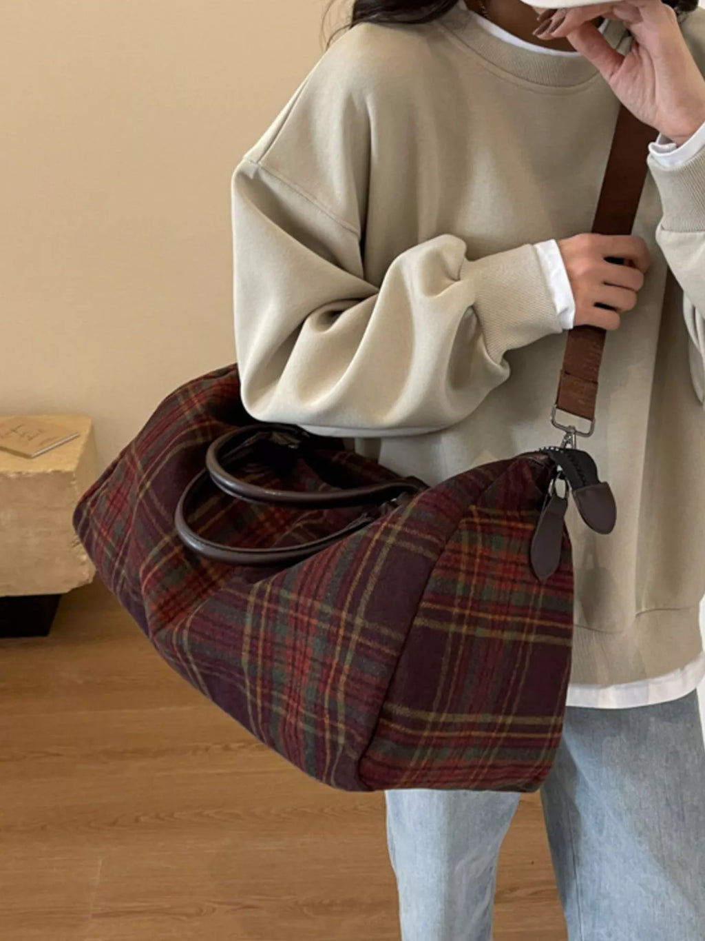 Vintage Plaid Pattern Travel Bag