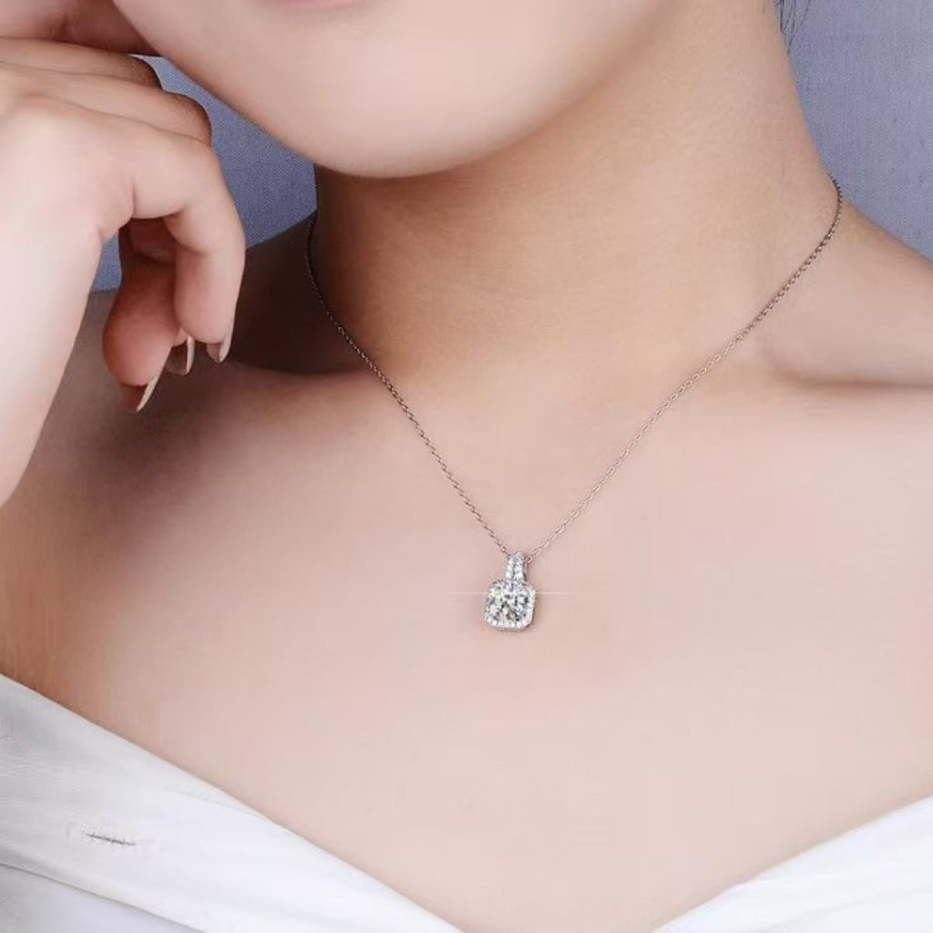 1 Carat Moissanite 925 Sterling Silver Pendant Necklace