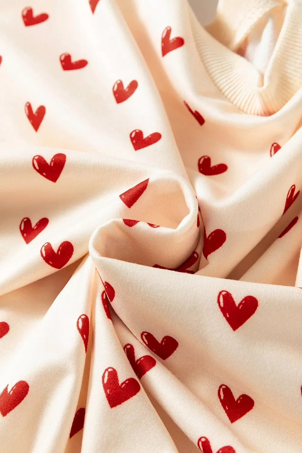 Heart Print Round Neck Long Sleeve Regular Fit Sweatshirt