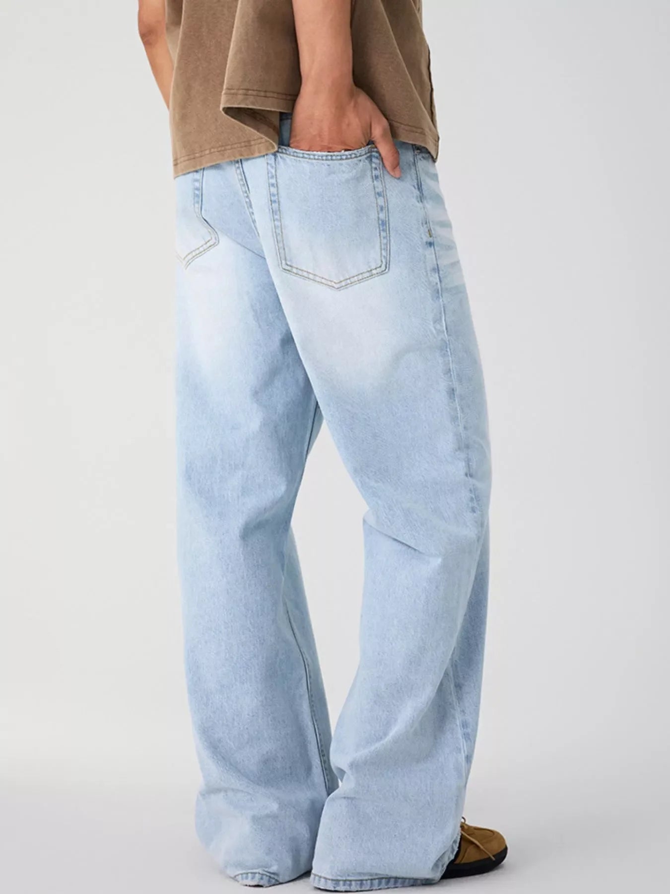 Men's Wide Leg Wash Jeans