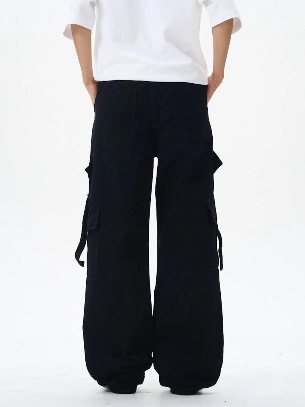 Men's Wide Leg Cargo Pants